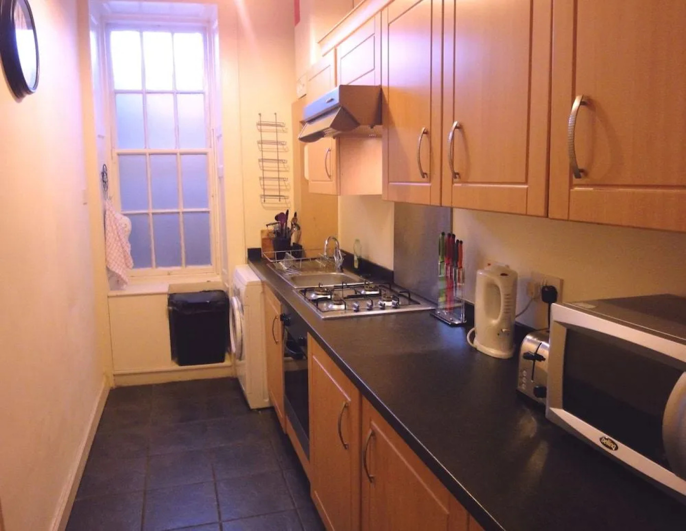 Heart of Edinburgh City Flat