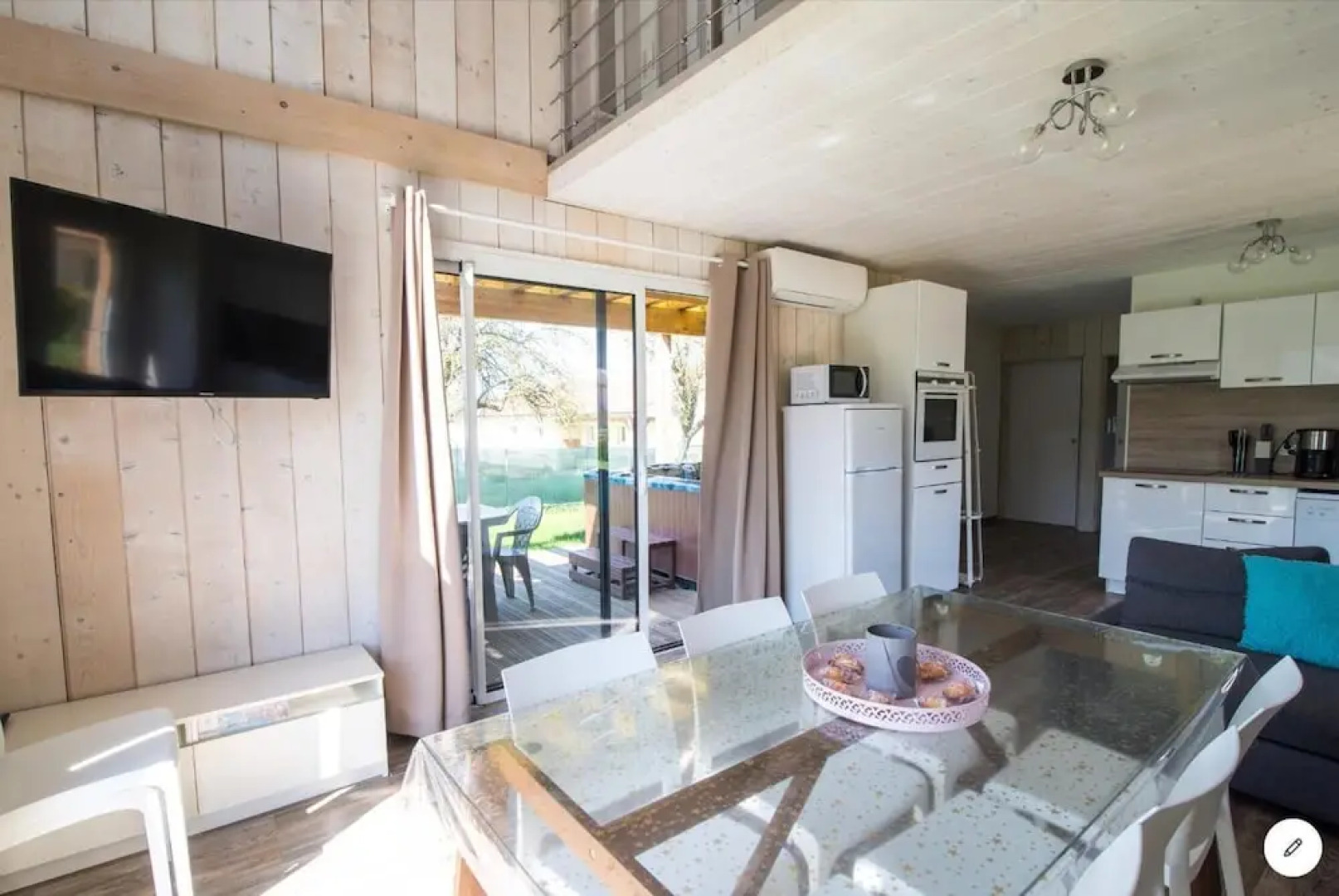 Les Nuits Insolites de Madine