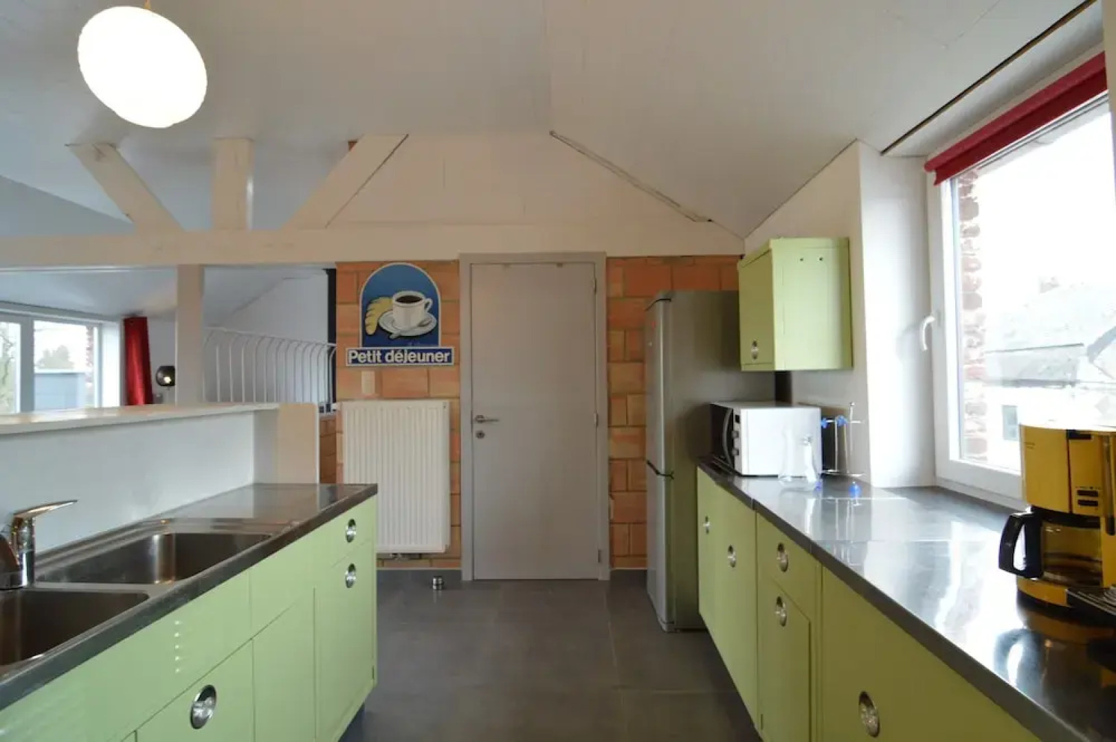 A Cosy Vintage Loft to Discover, Ideal for Exploring the Region by Bike