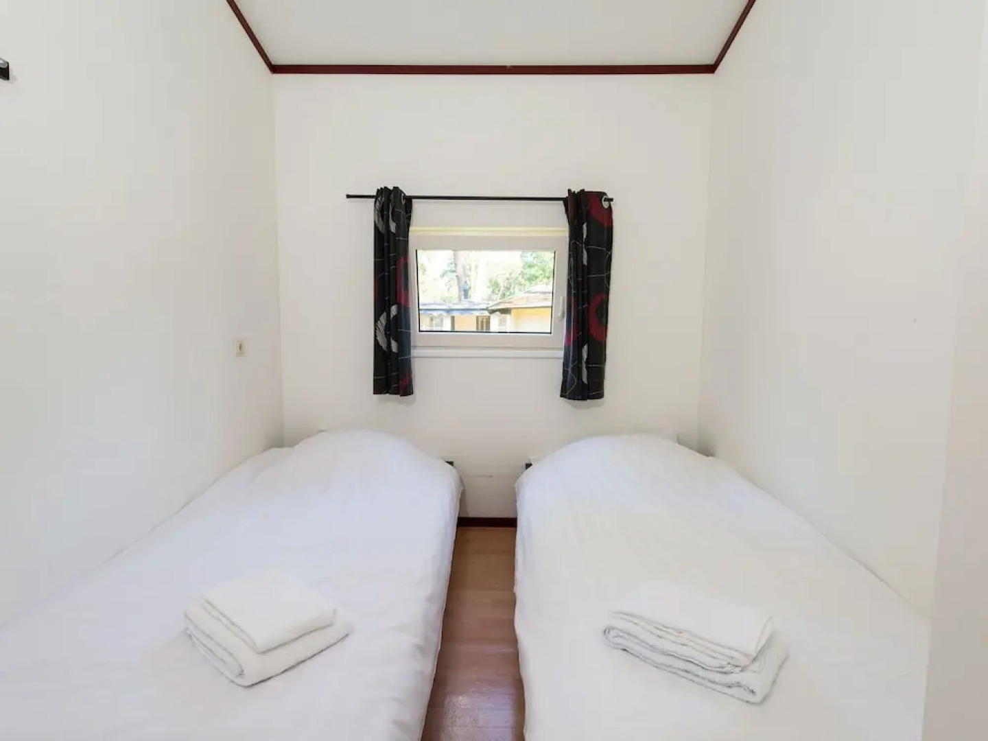 Cozy Detached Chalet with Terrace near Oisterwijkse Vennen