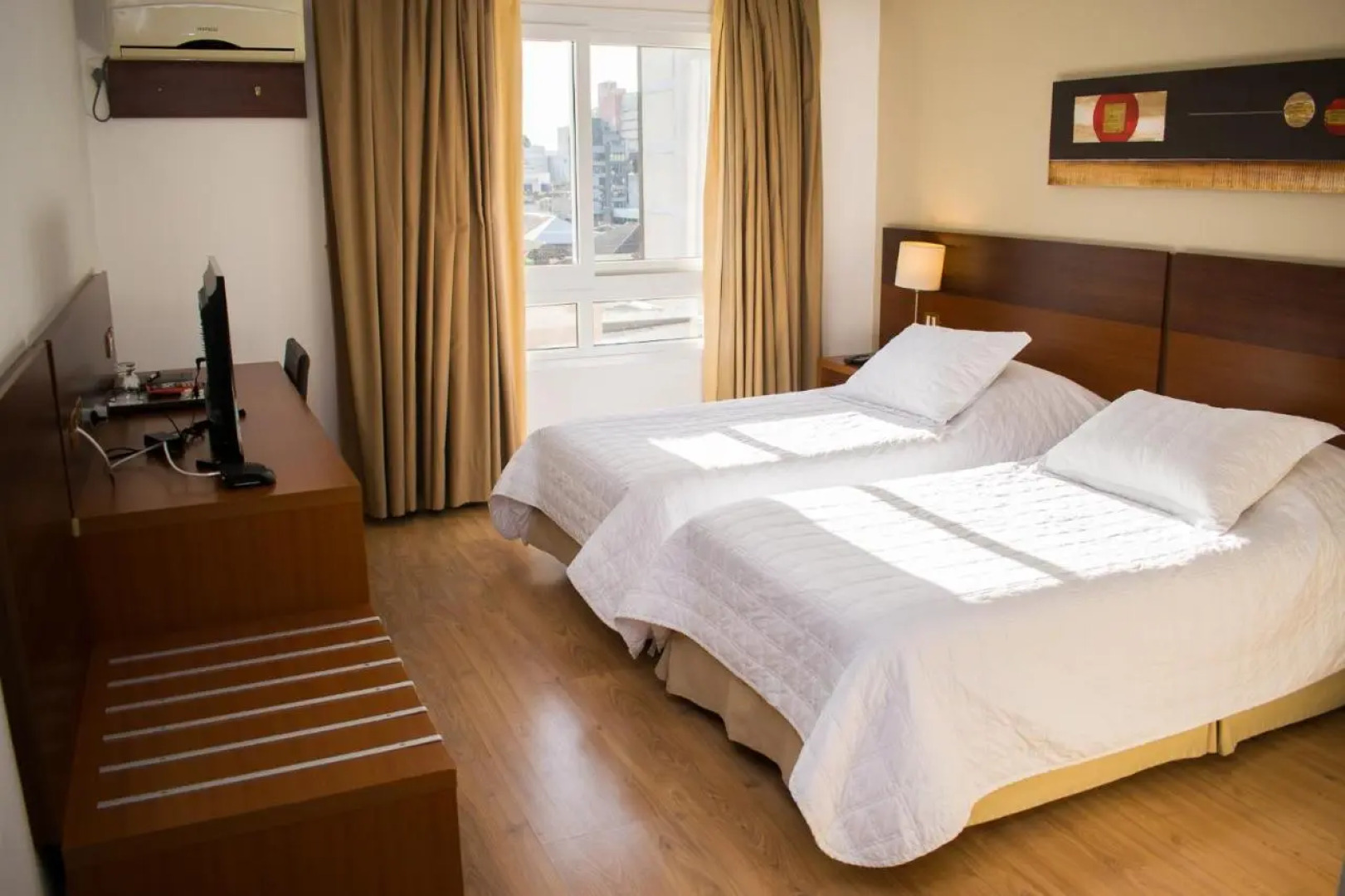 Hotel Jacques Georges Tower