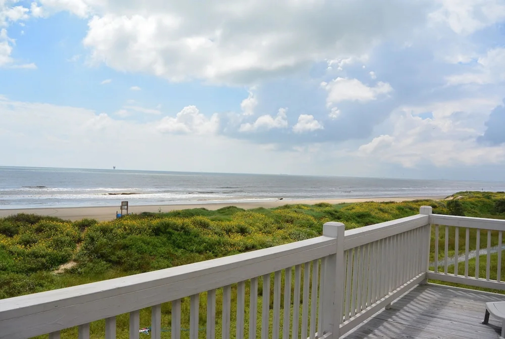 Surf And Sand 4 Bedroom Home by RedAwning