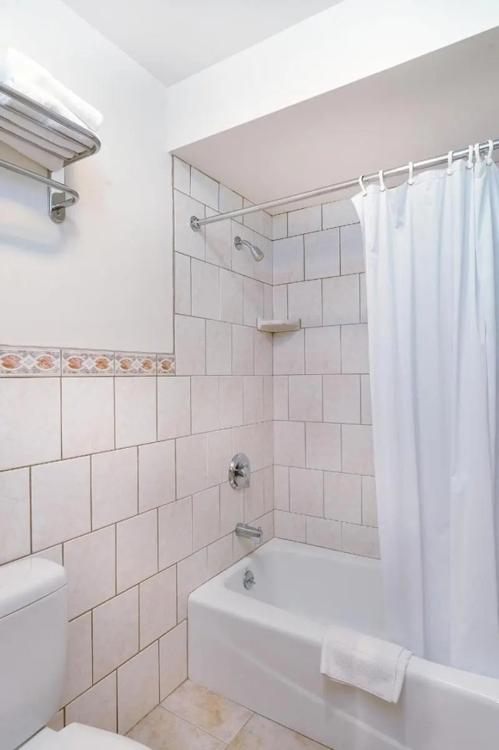 The Town House Lodge