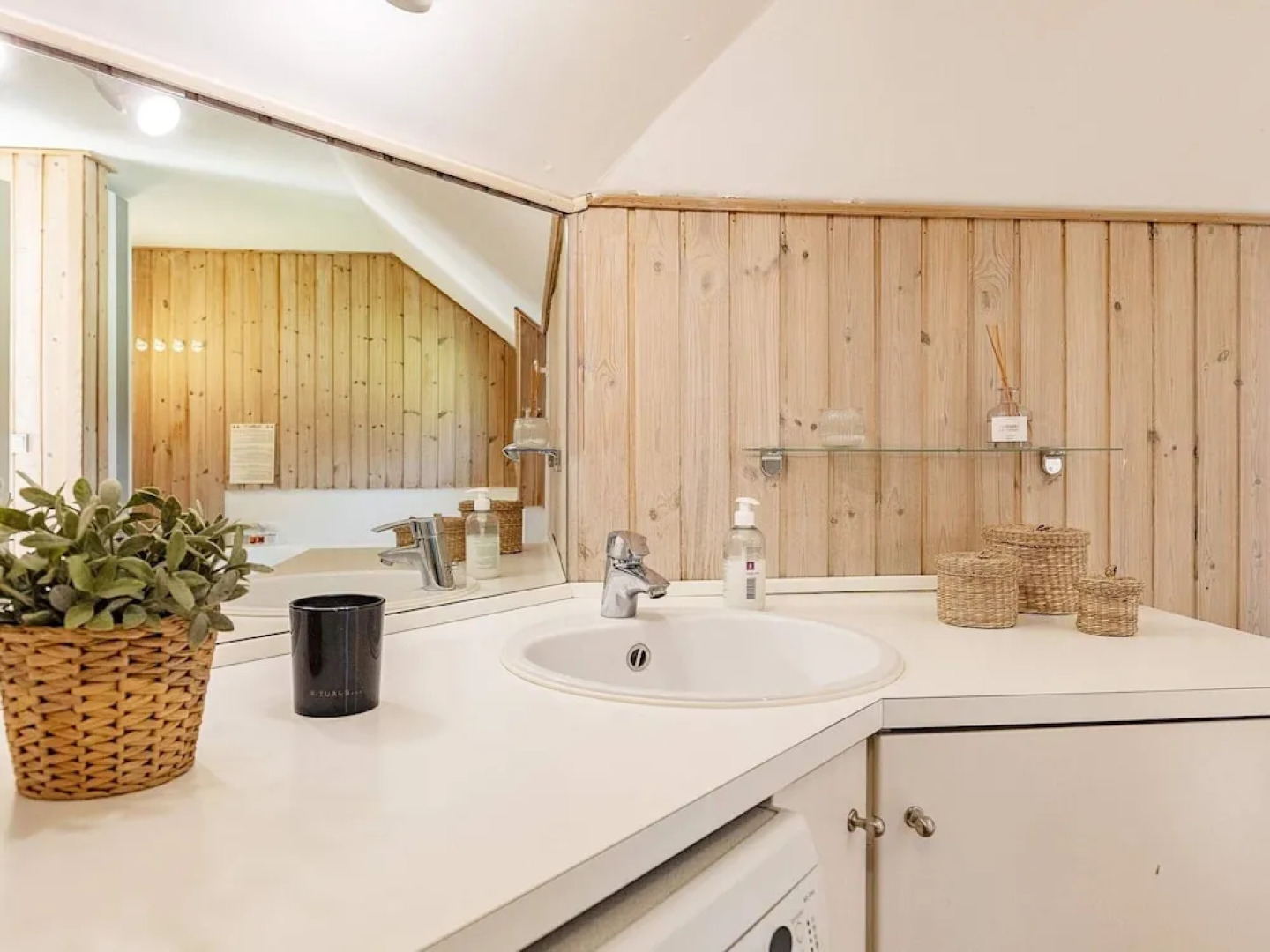 Beautiful Holiday Home in Vejers Strand with Hot Tub