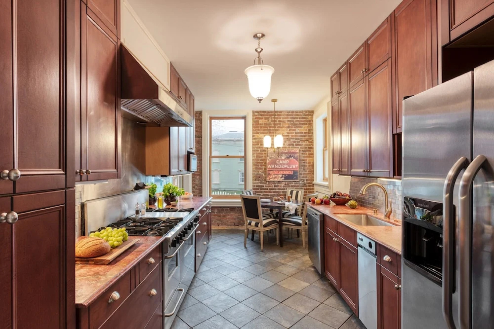 Elliot by Avantstay Historic Character Home in Great Location!