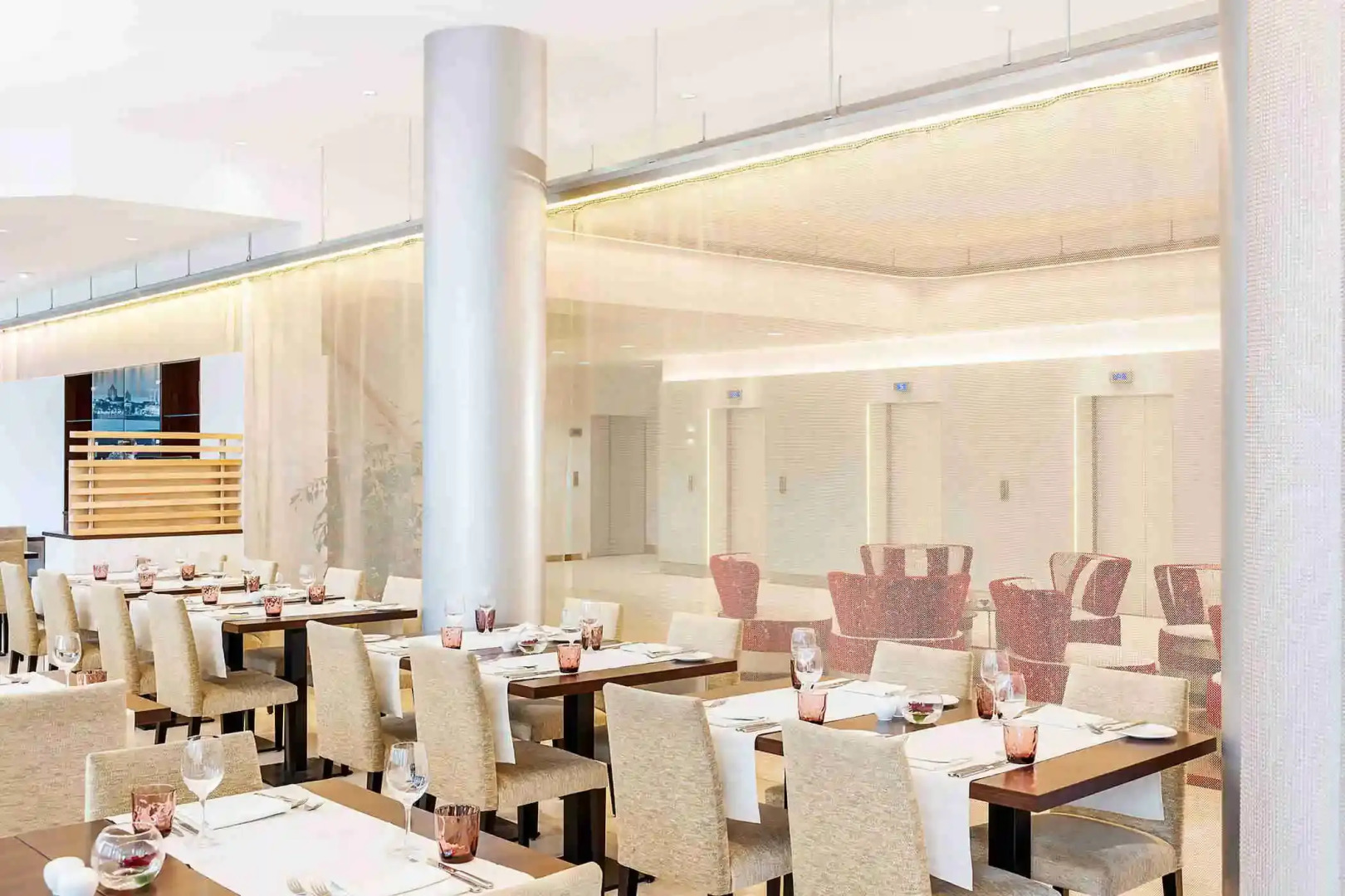 NH Collection Köln Mediapark