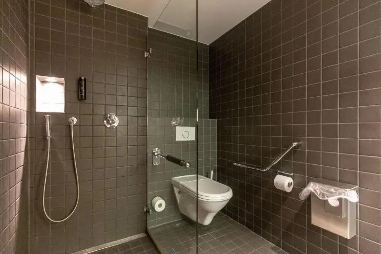 Hyve Hotel Basel - Hostel