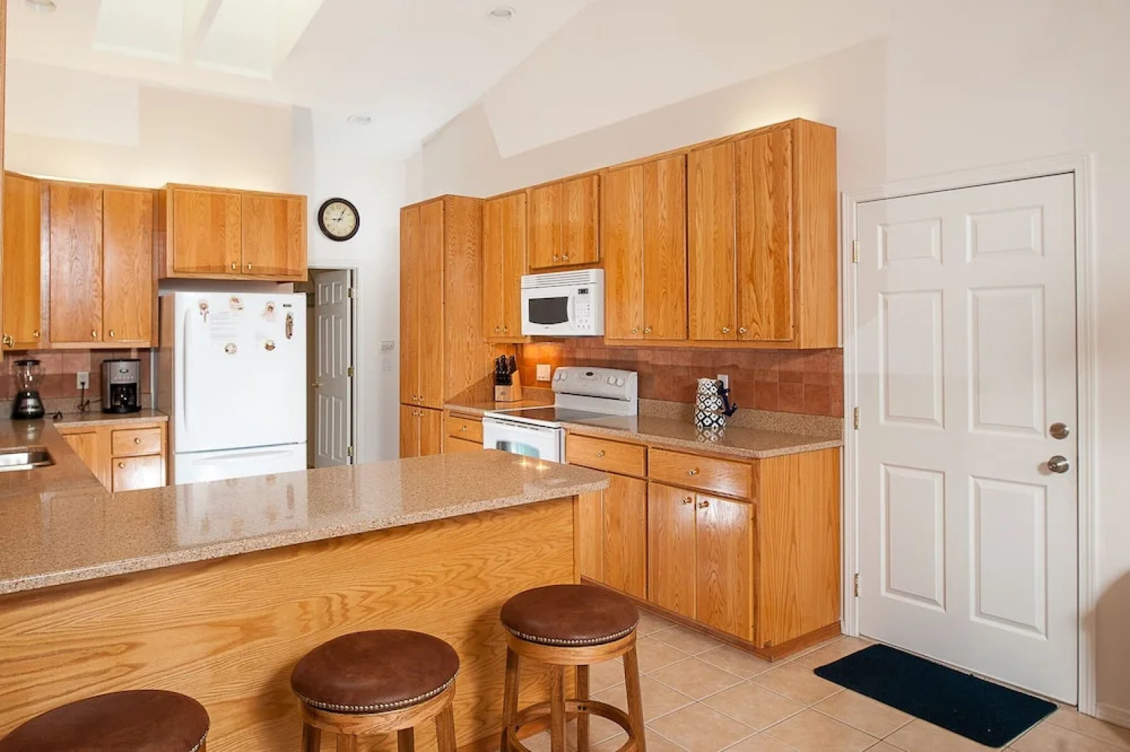 Beverly Beach Retreat 3 Bedrooms 2 Bathrooms Home