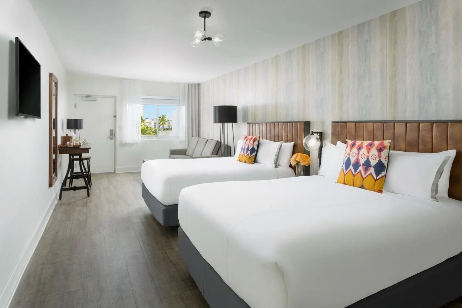 Kenmore Village Hotel, South Beach