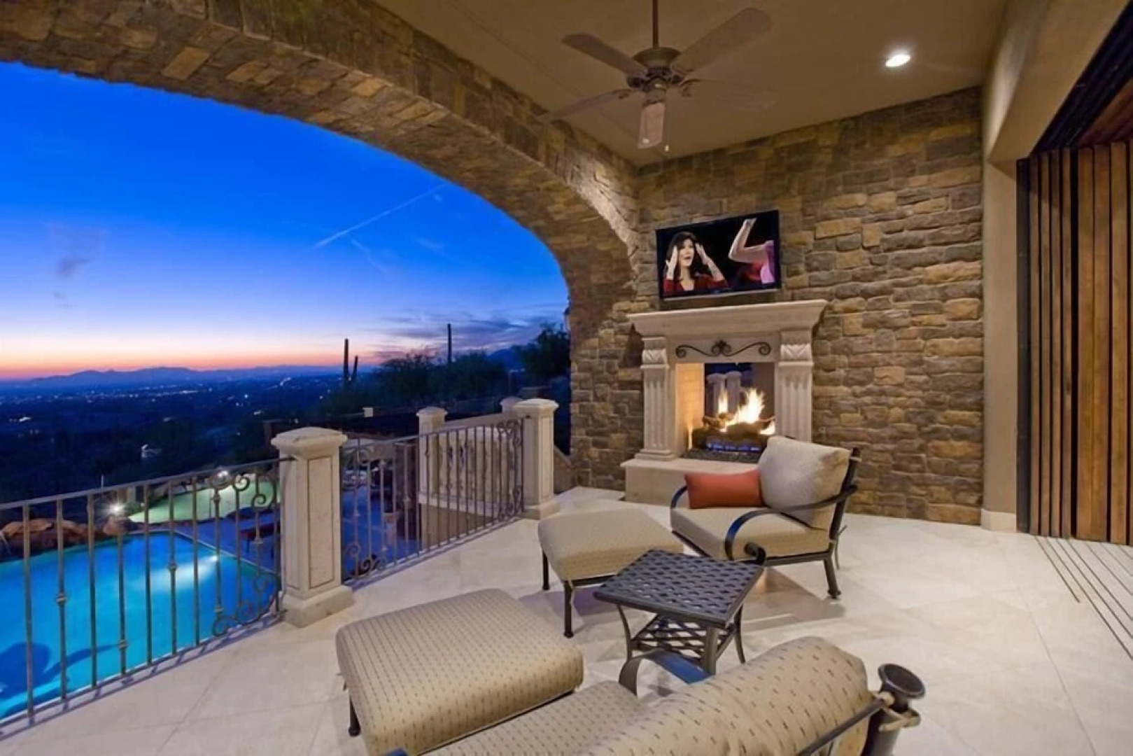 Bella Estate By Signature Vacation Rentals