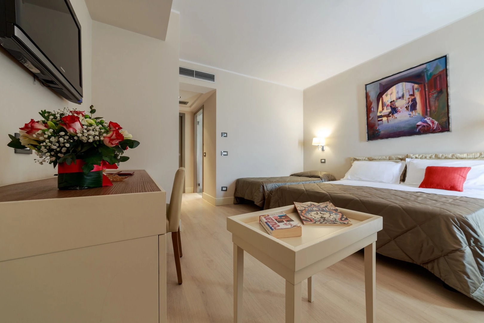 Отель Mirasole International