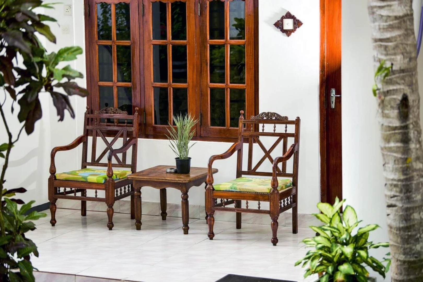 Hotel Happy Night Holiday Inn