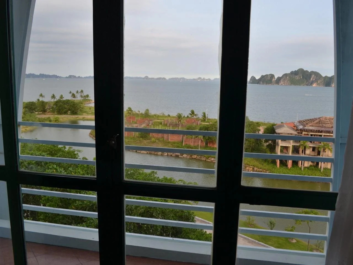 Atlantic Tuan Chau Hotel