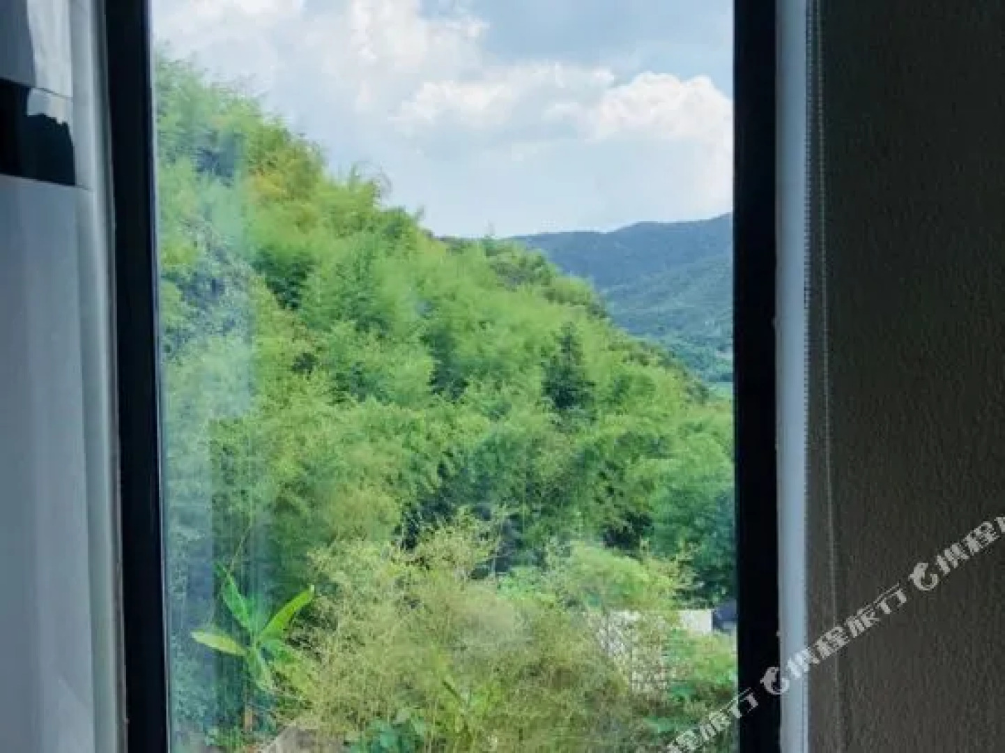 Moganshan Yufei Chinese Inn (Xiantan Village Scenic Area)