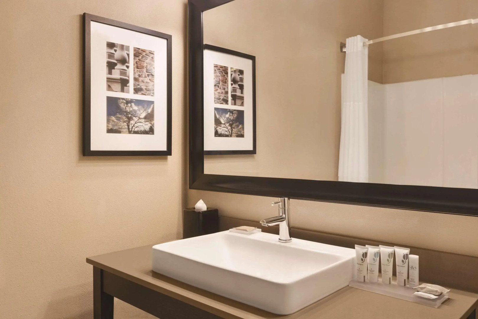 Country Inn & Suites by Radisson, Albert Lea - Austin