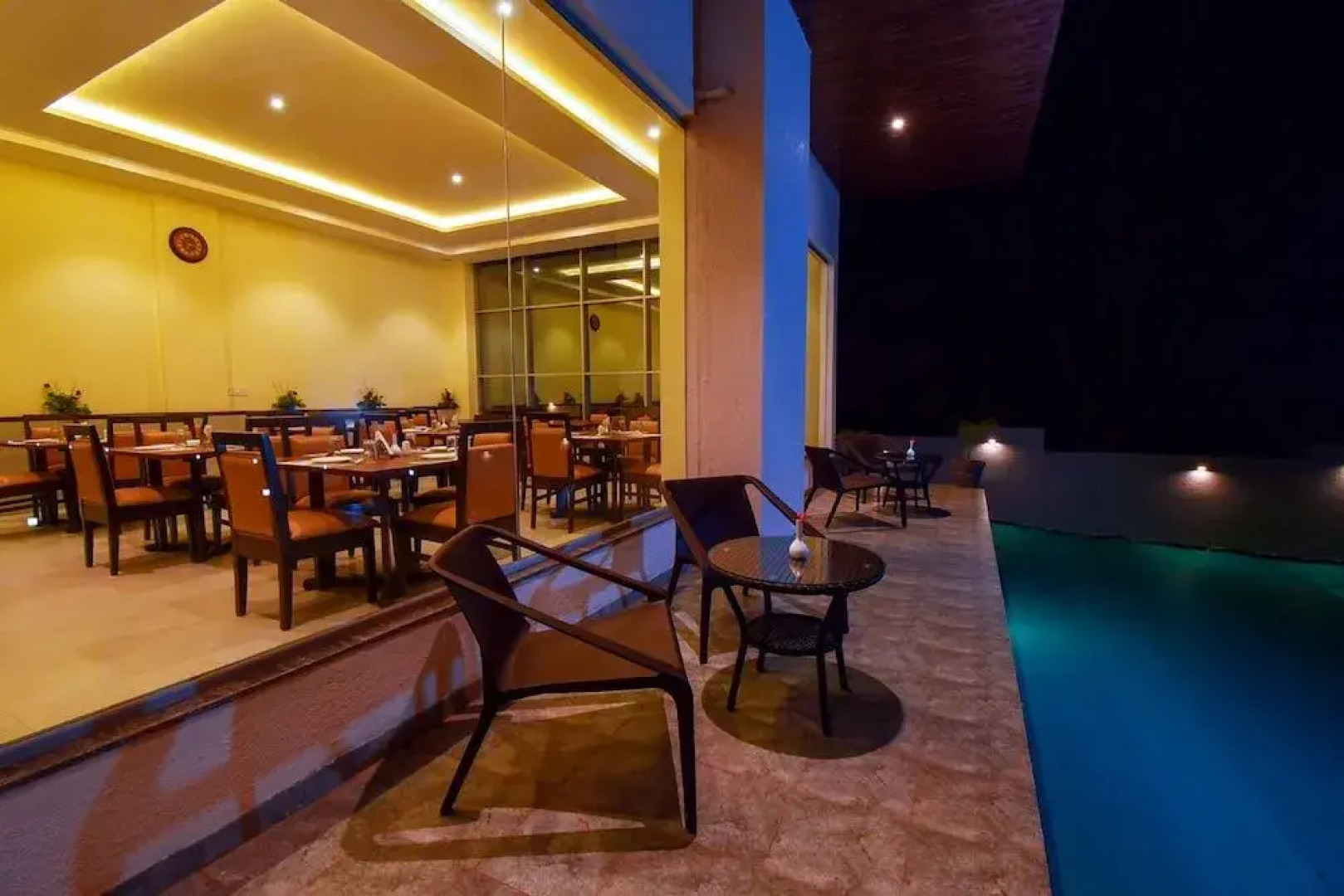 Hotel Sadhana Executive