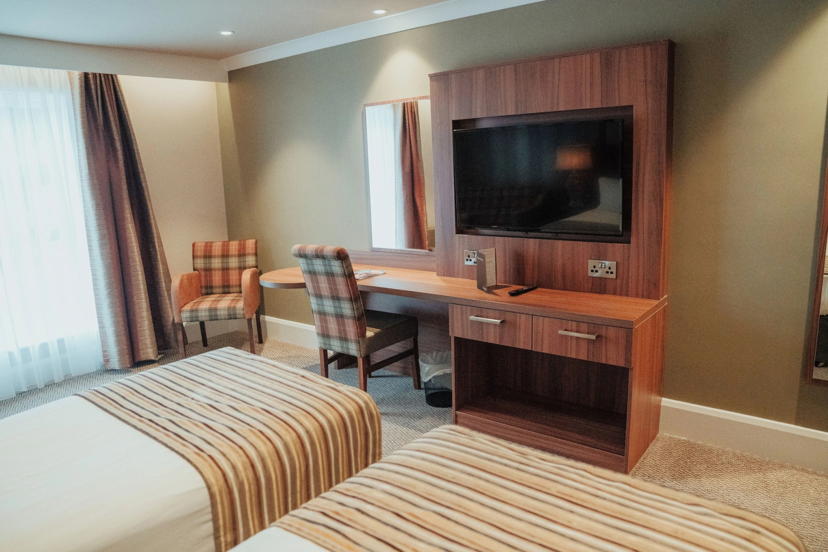 Dunadry Hotel and Gardens