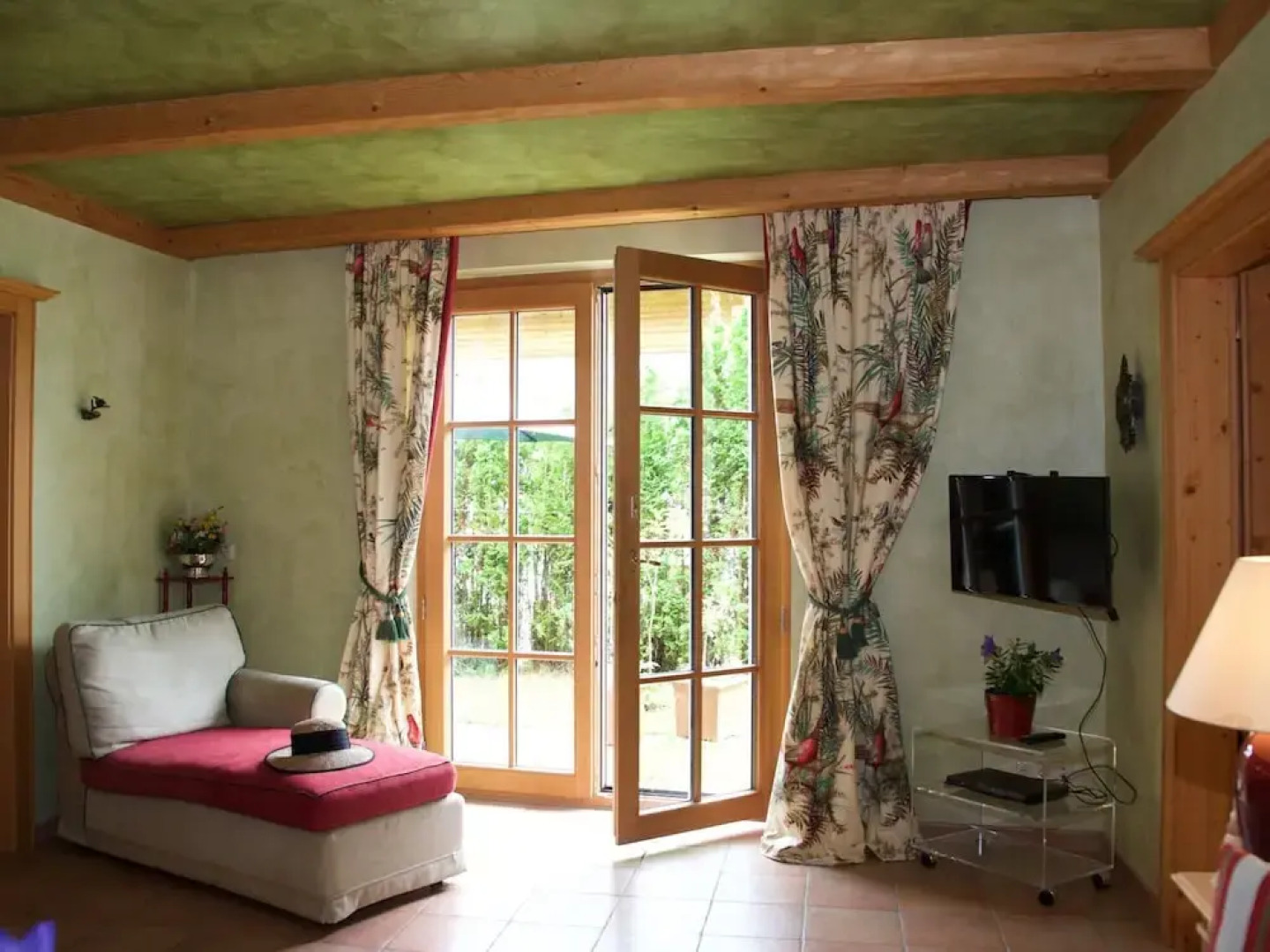 Luxurious Apartment With Sauna