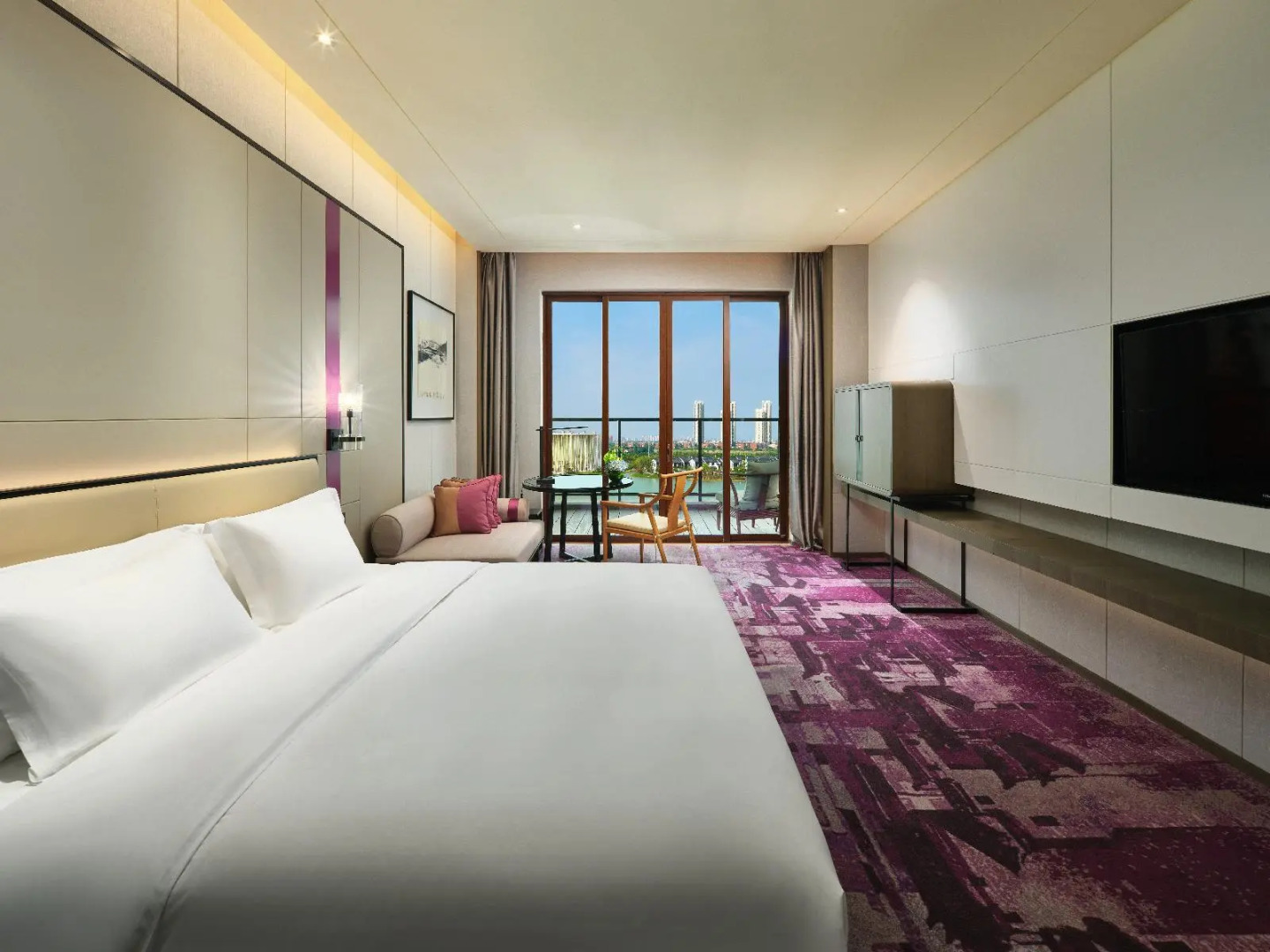 Crowne Plaza Wuxi Lake View