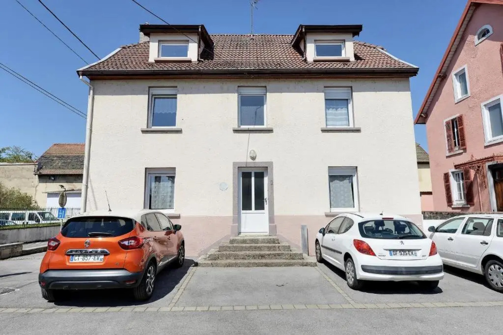 Appartement 2 pièces pleins de charmes (Géorgie)