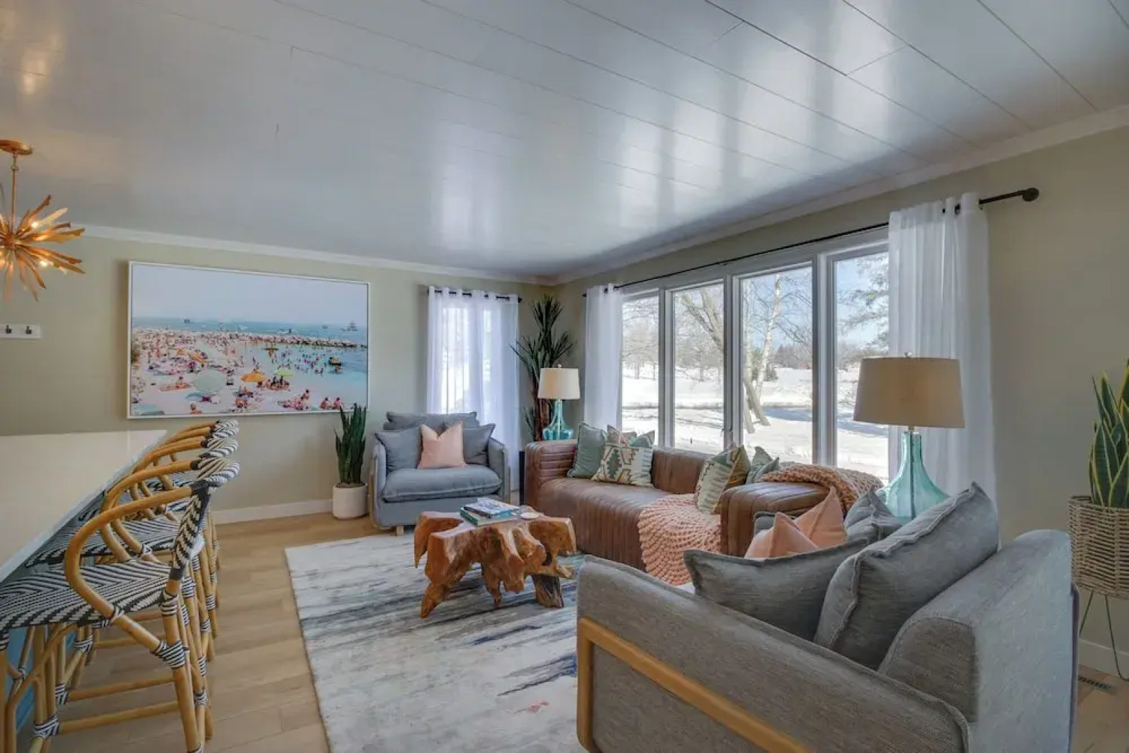 Home Rental on Detroit Lake: Dock, Game Room!