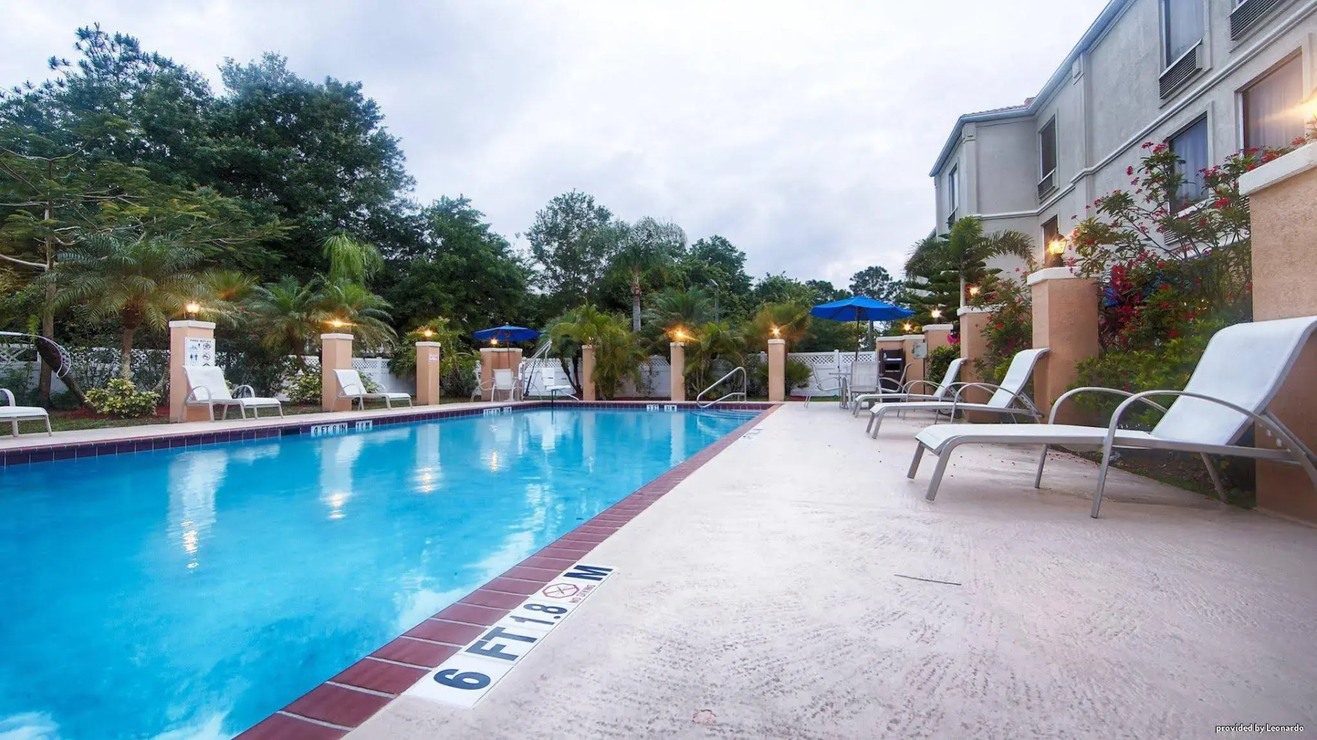 Best Western Plus Bradenton Hotel & Suites