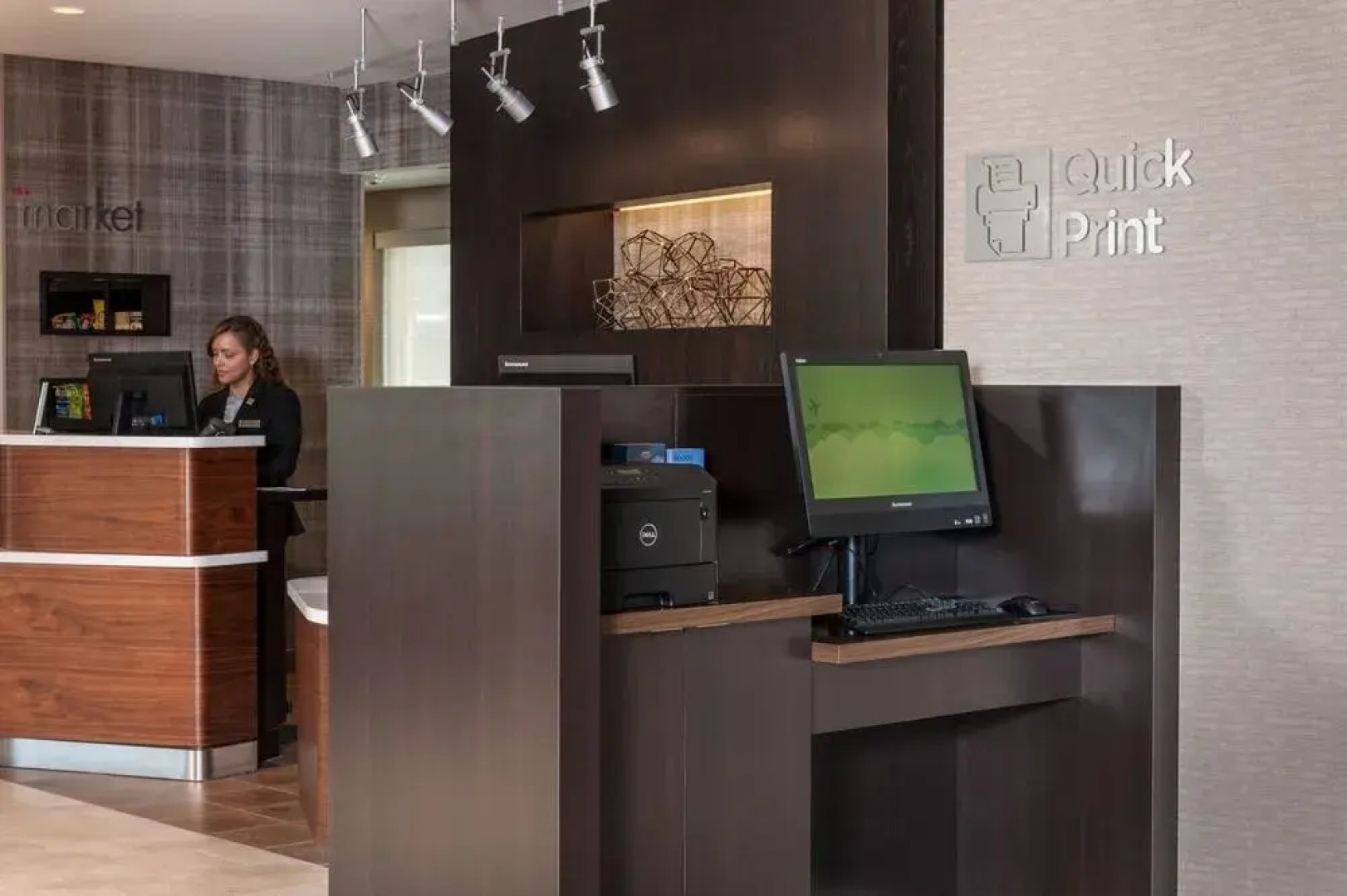 Courtyard Boston Littleton