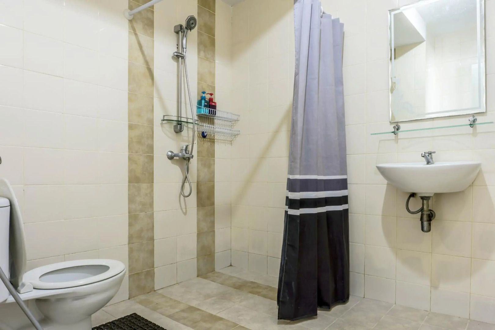 High Livin Apartment Baros