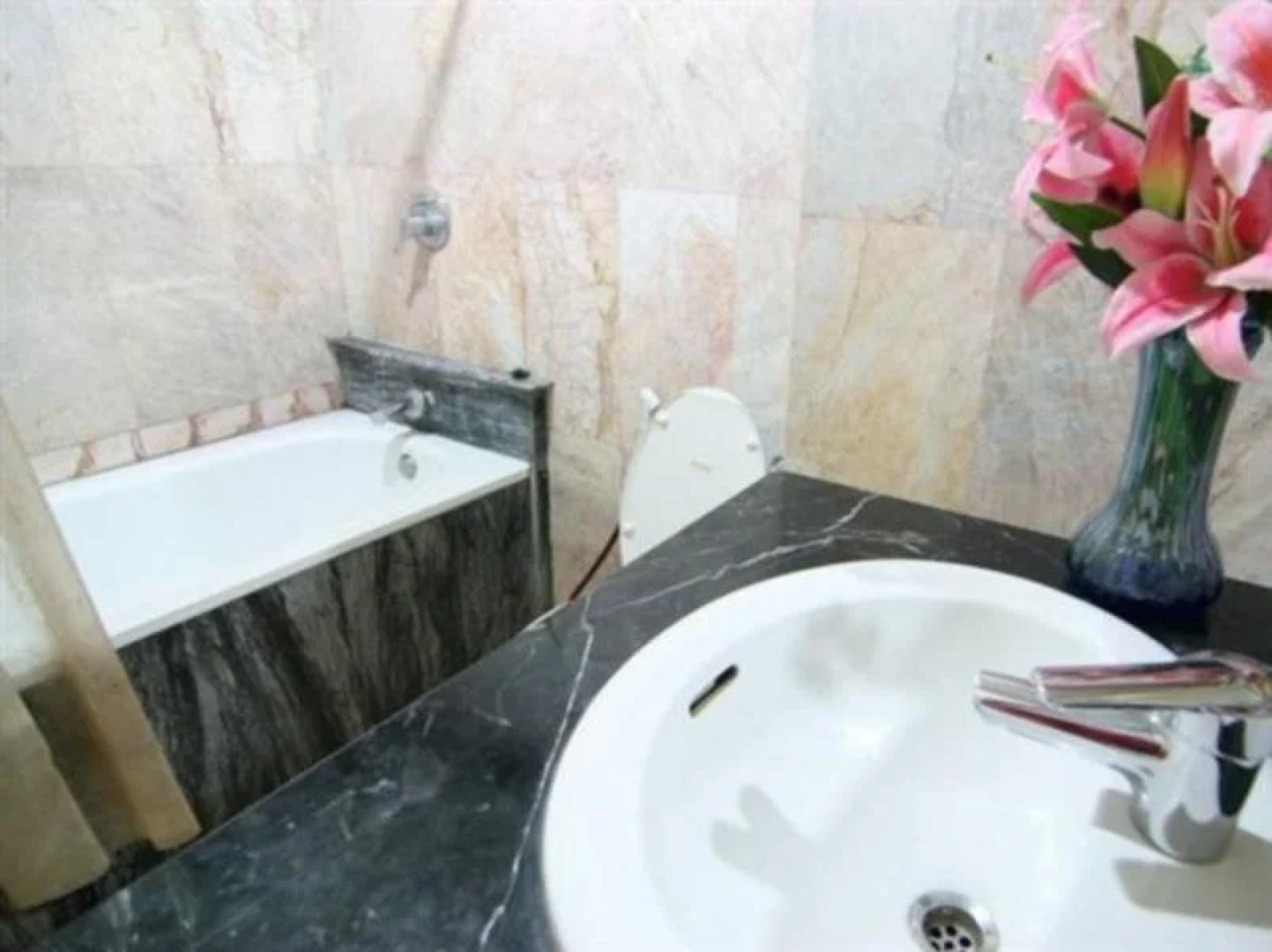 13 Coins Ngam Wongwan