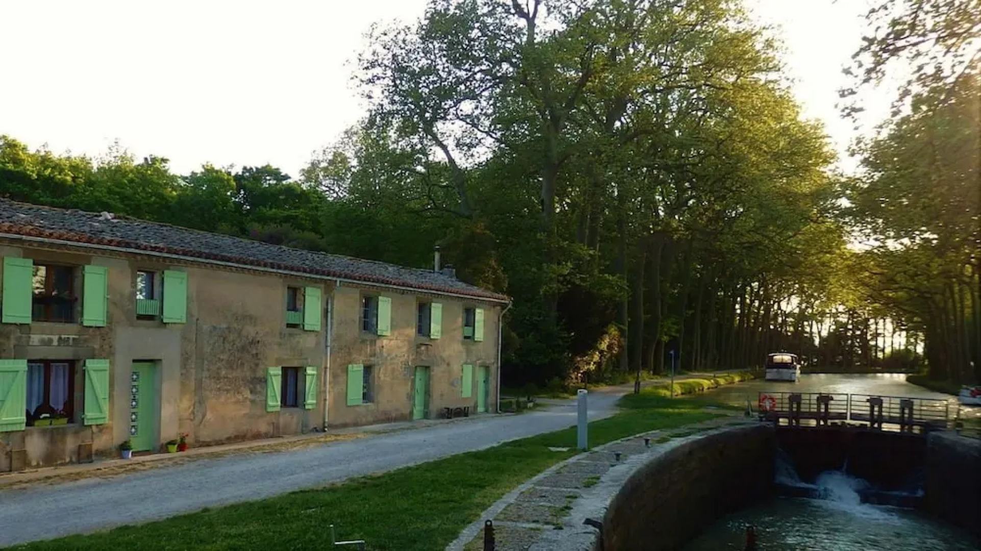 La bonne planque - Bateau