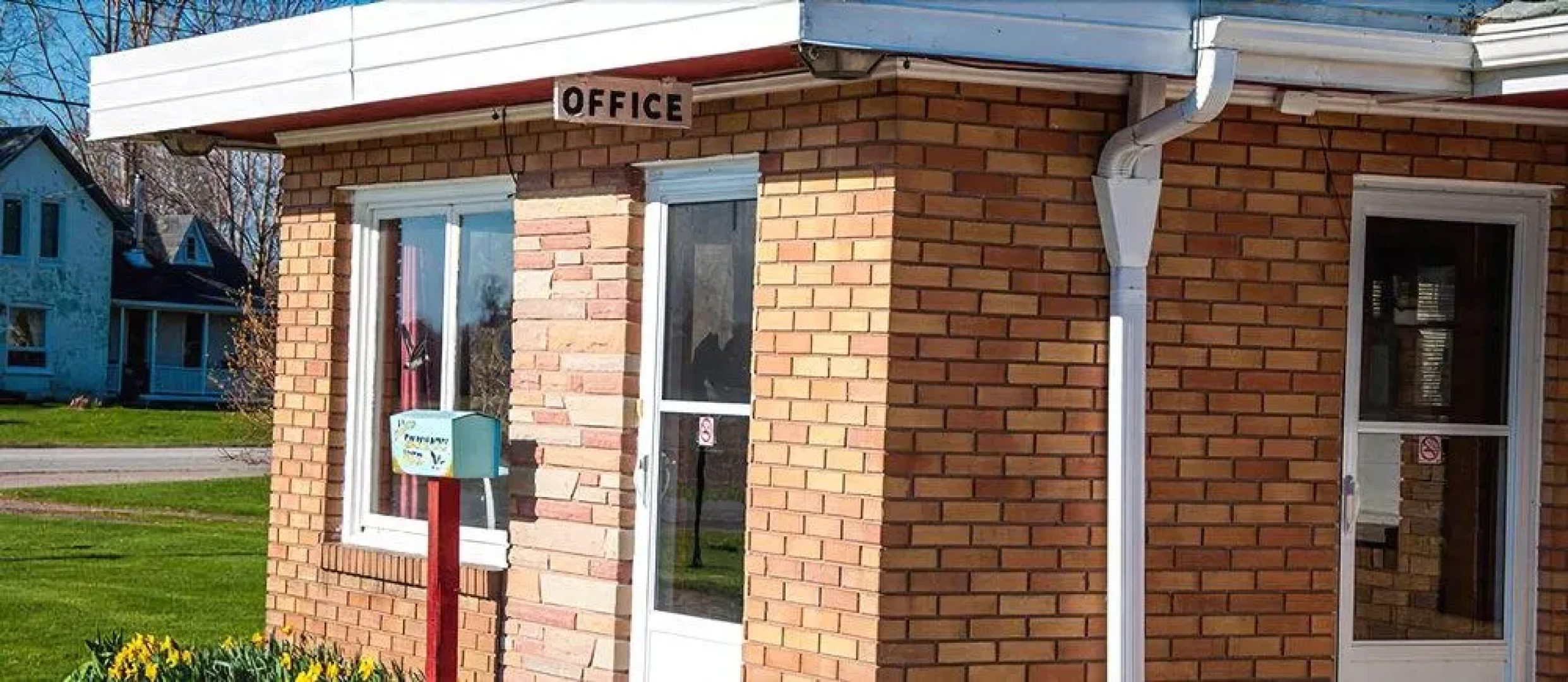 Adams Golden Acres Motel