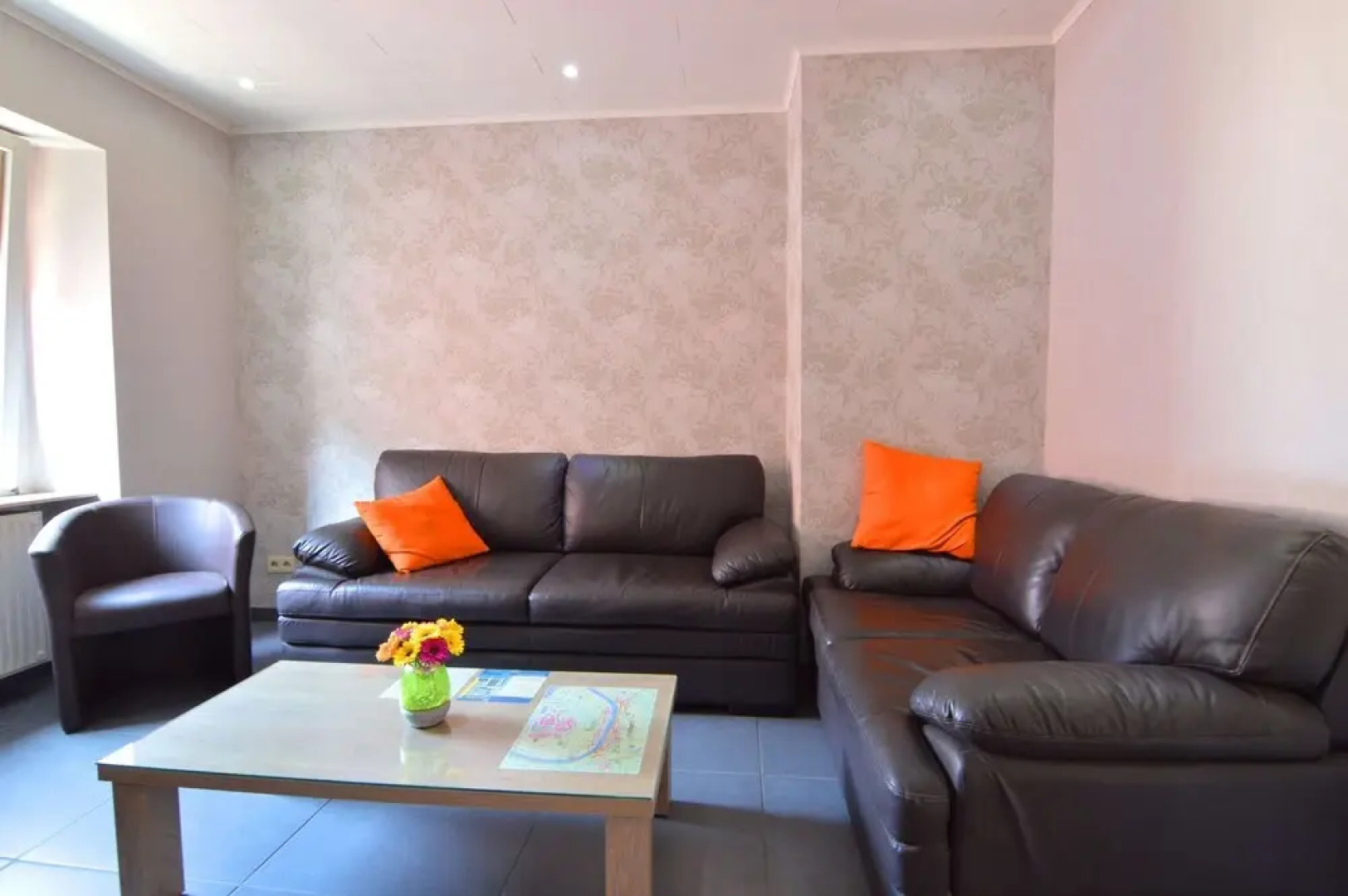 Lovely Modern Apartment, Near the Mosel, Shops and Restaurants