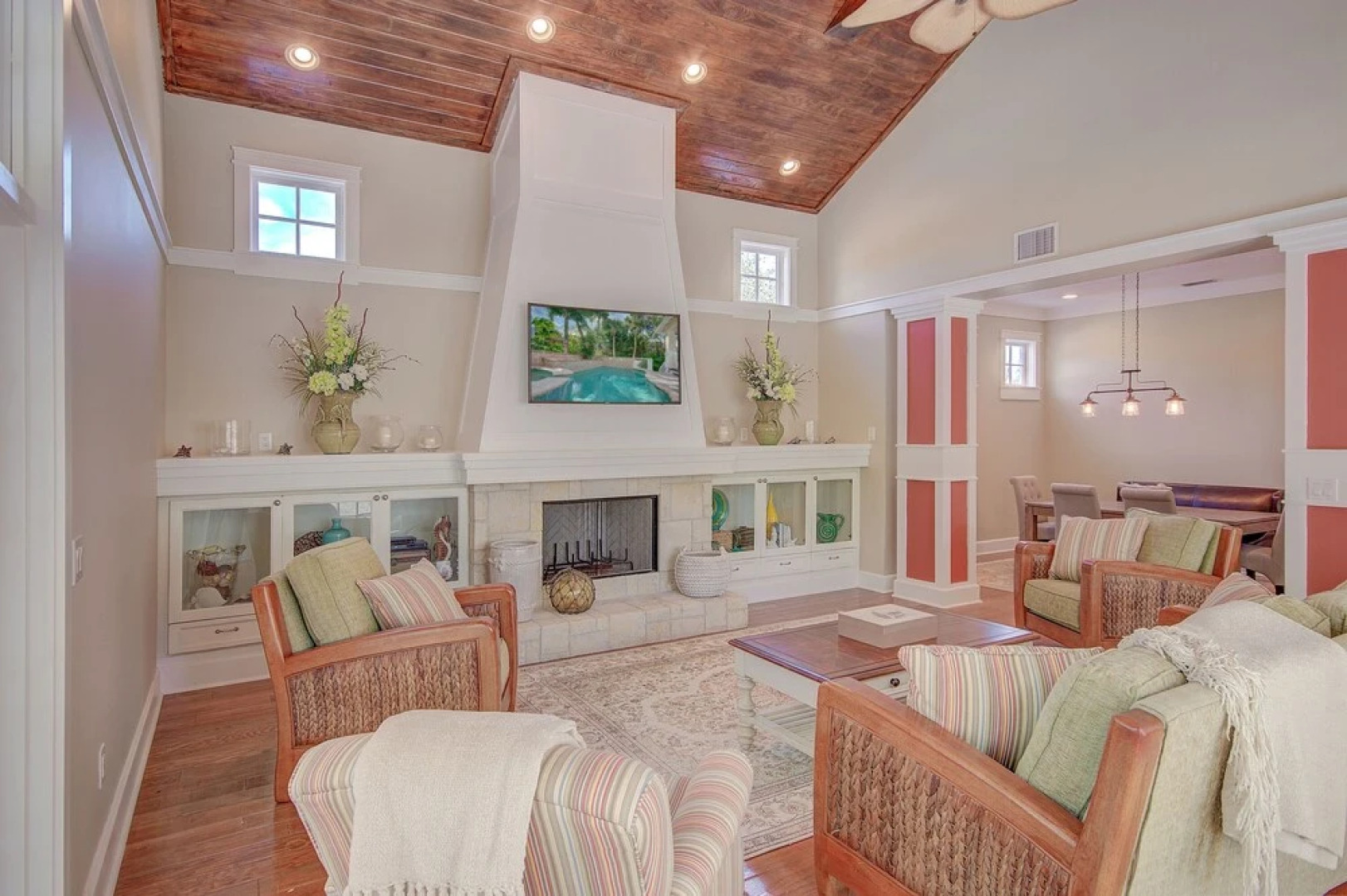 Ultimate Island Getaway - Monthly Beach Rental 4 Bedroom Home by RedAwning