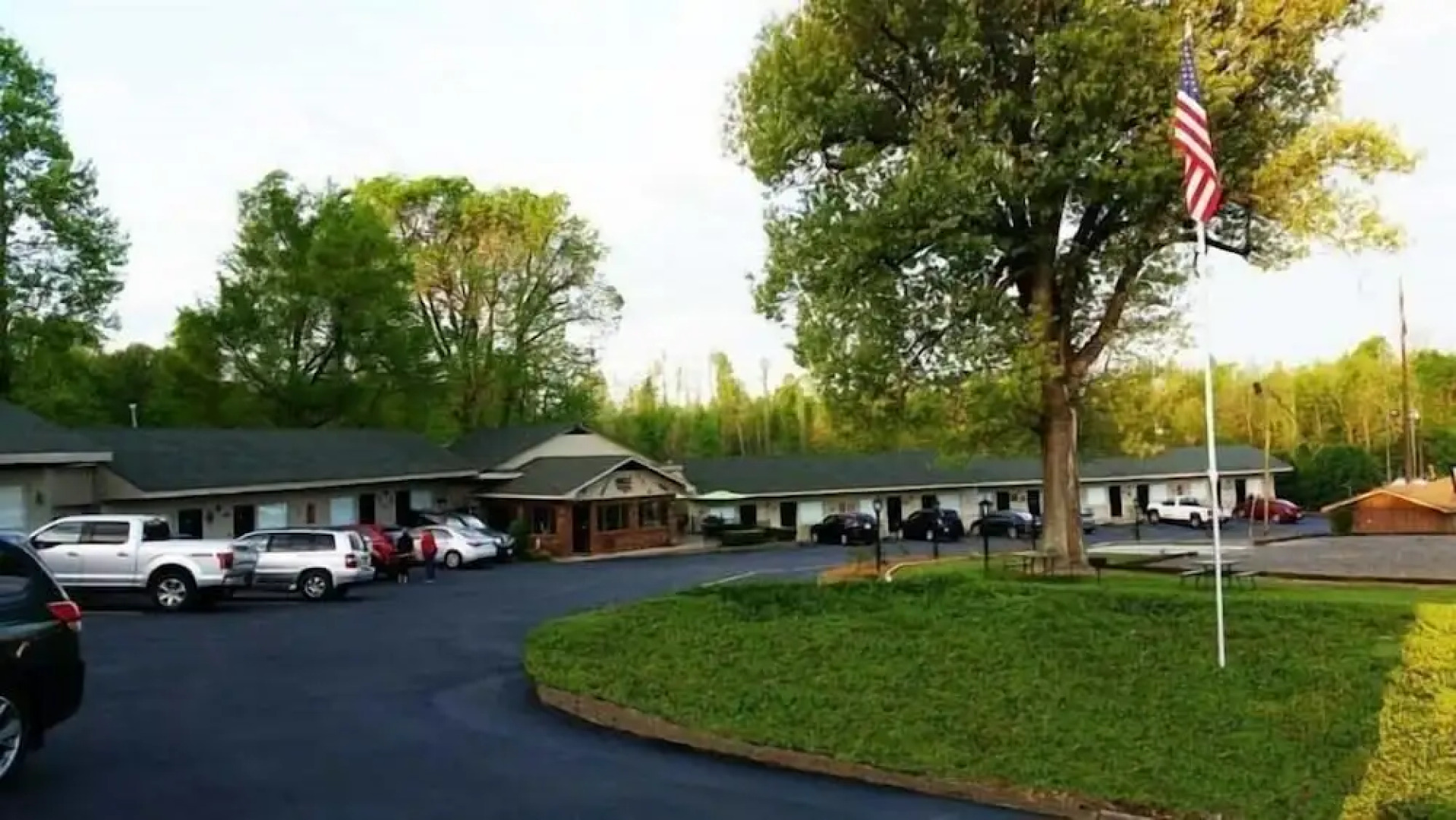 Kentucky Lake Inn