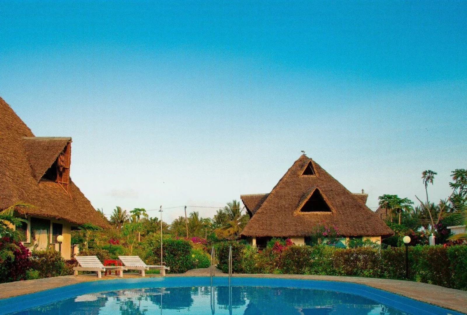 Villa Dora and Holly