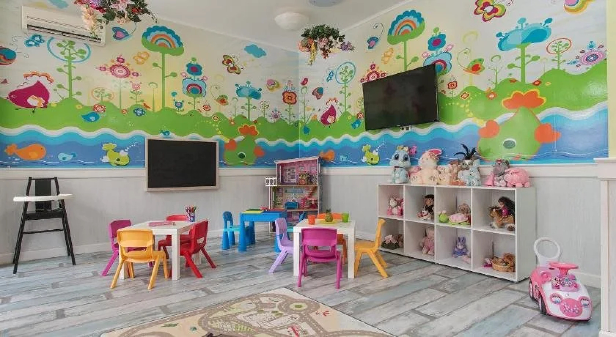 Esteban Apartcomplex