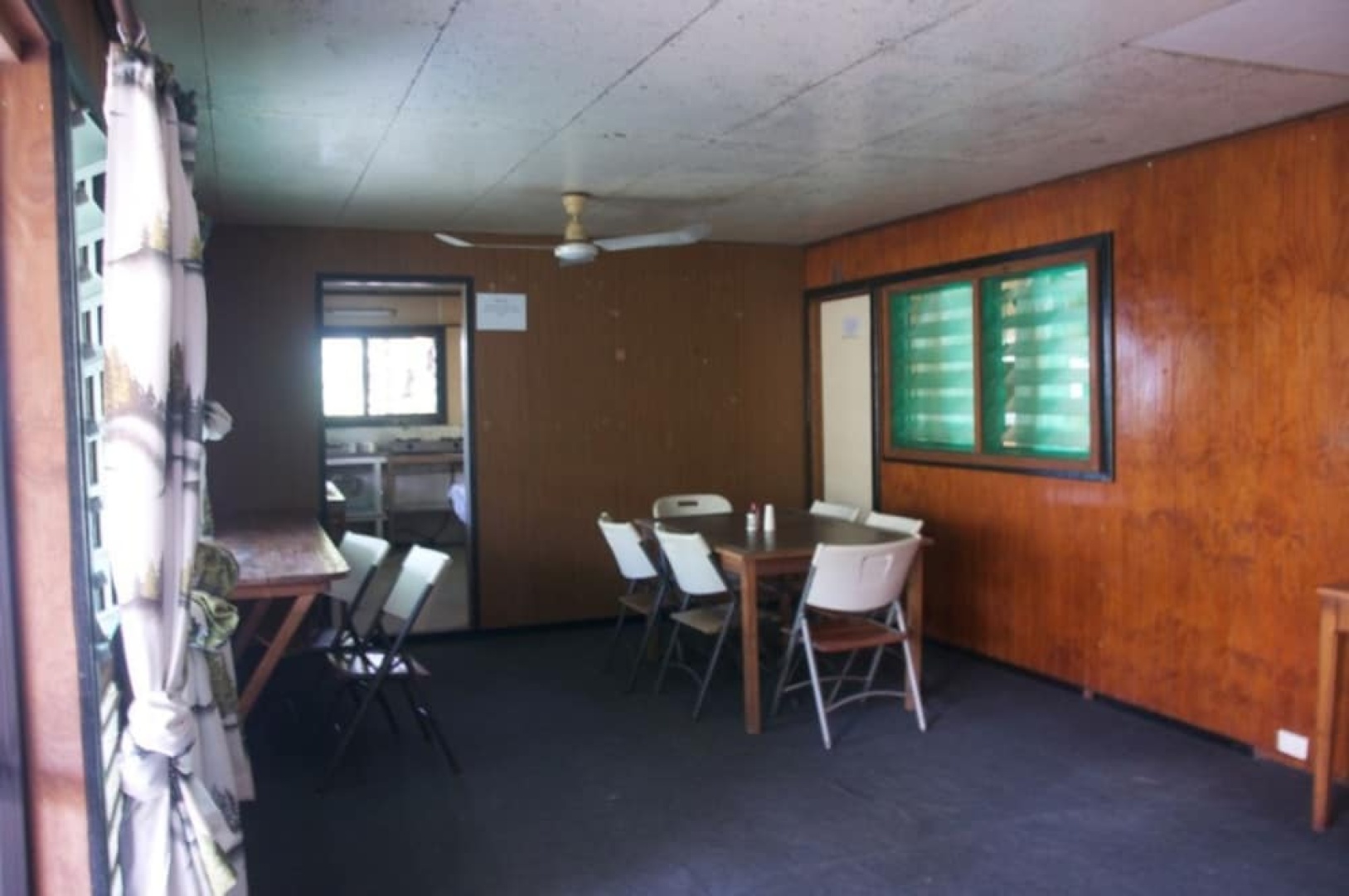 Agnes Gateway Hotel