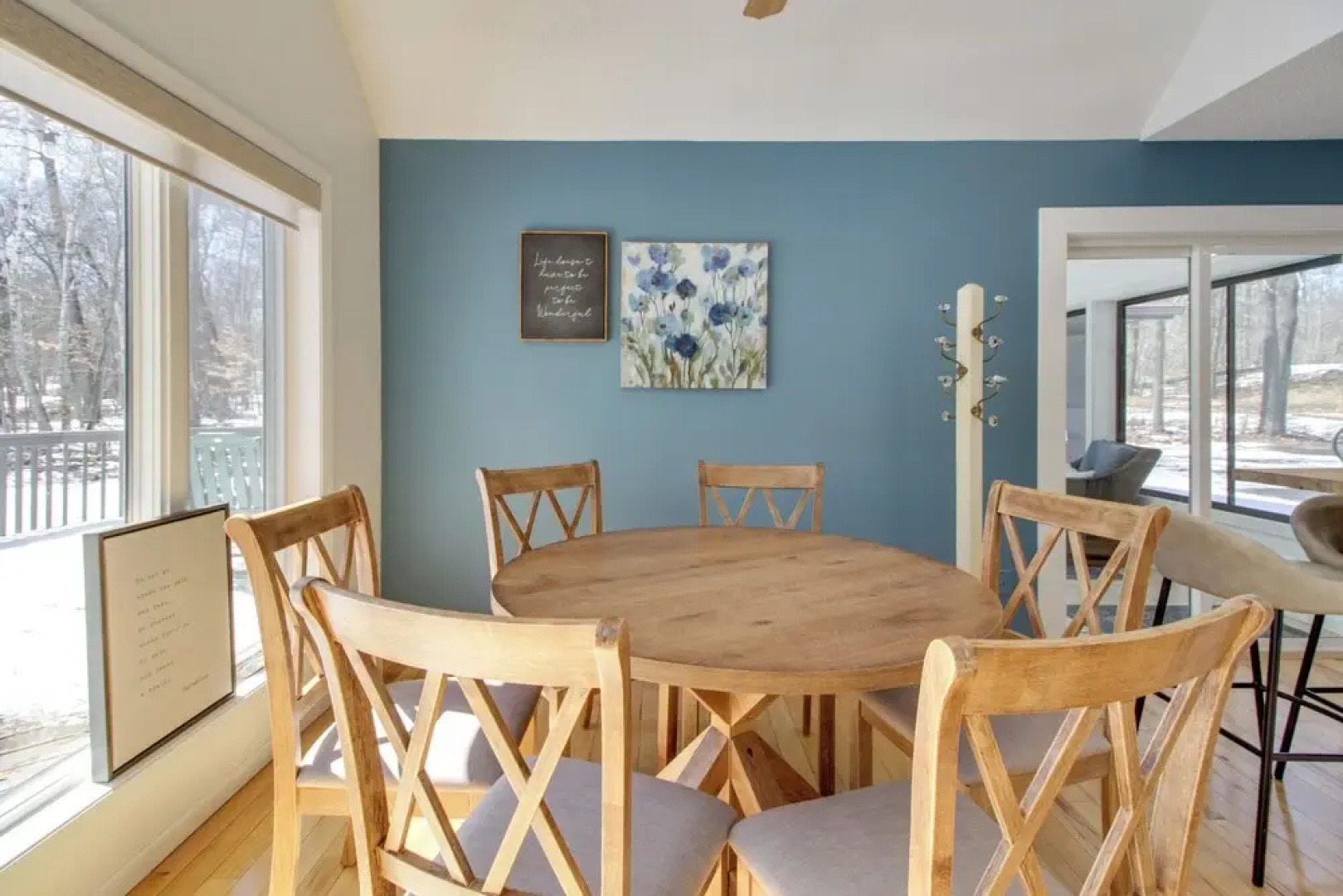 Breezy Point Cabin: Deck w/ Golf Course Views!