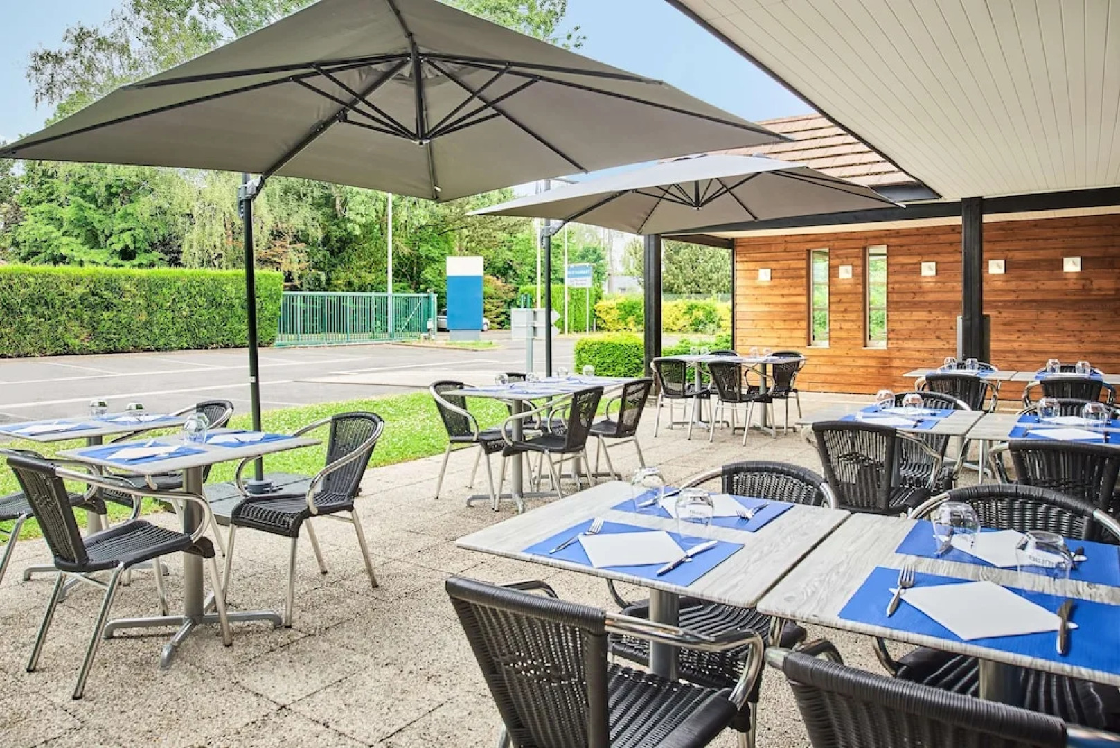 Kyriad Lille - Mons En Baroeul