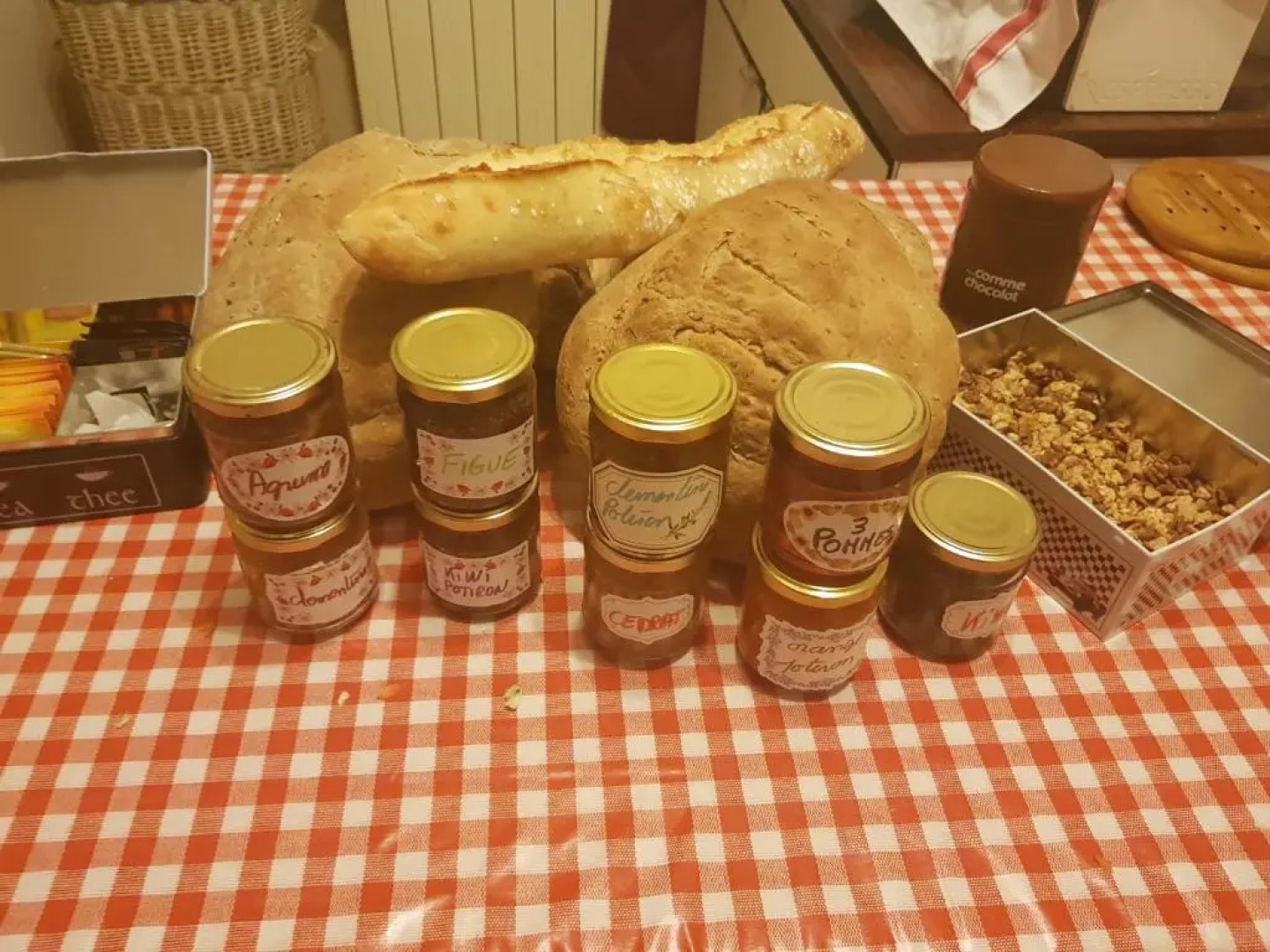 CHAMBRE DHÔTE "Chez Antoinette et Charles"