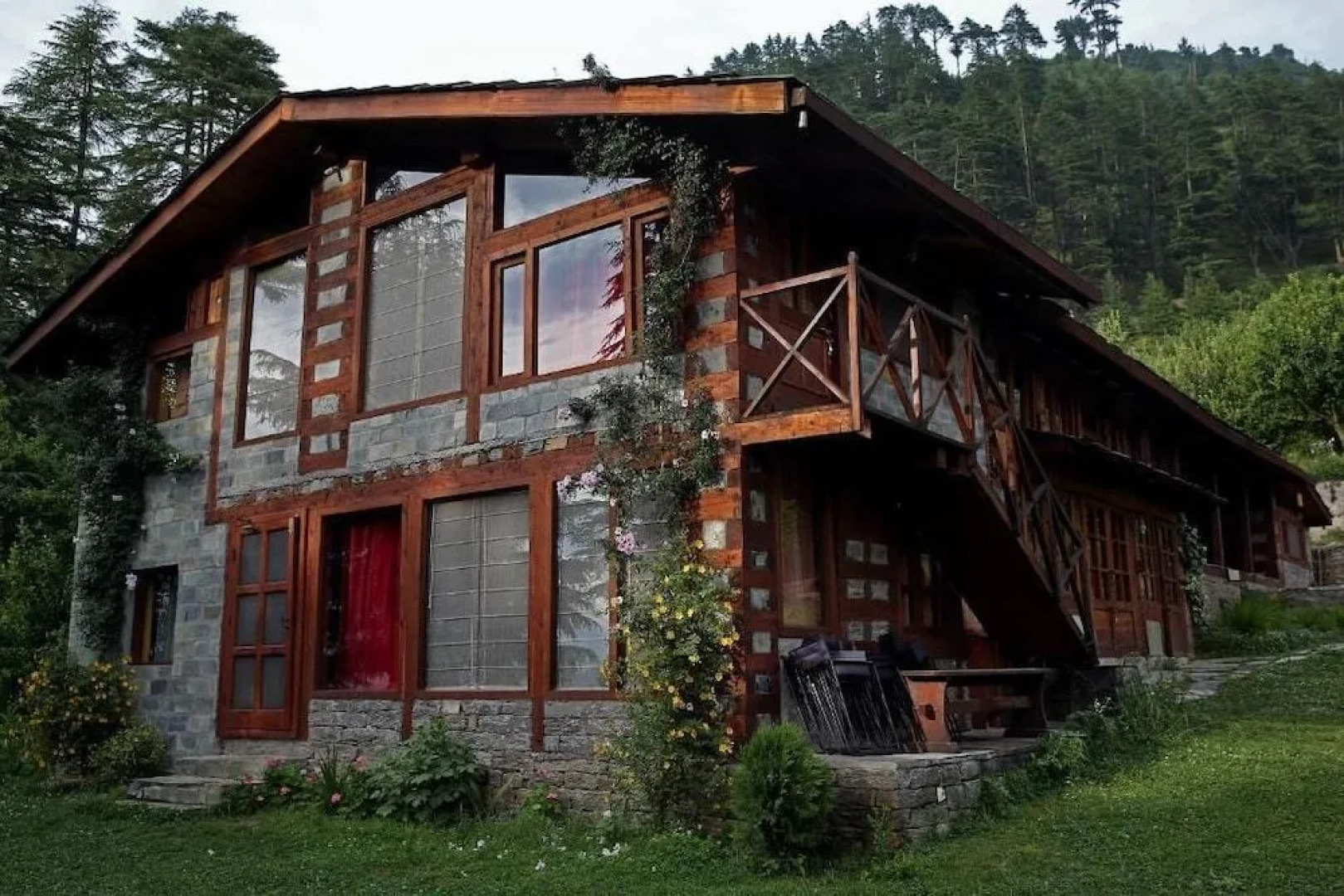 The Sonaugi Homestead