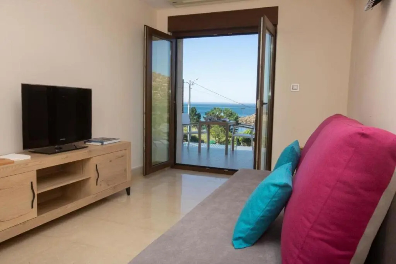 A Ballenera de Caneliñas