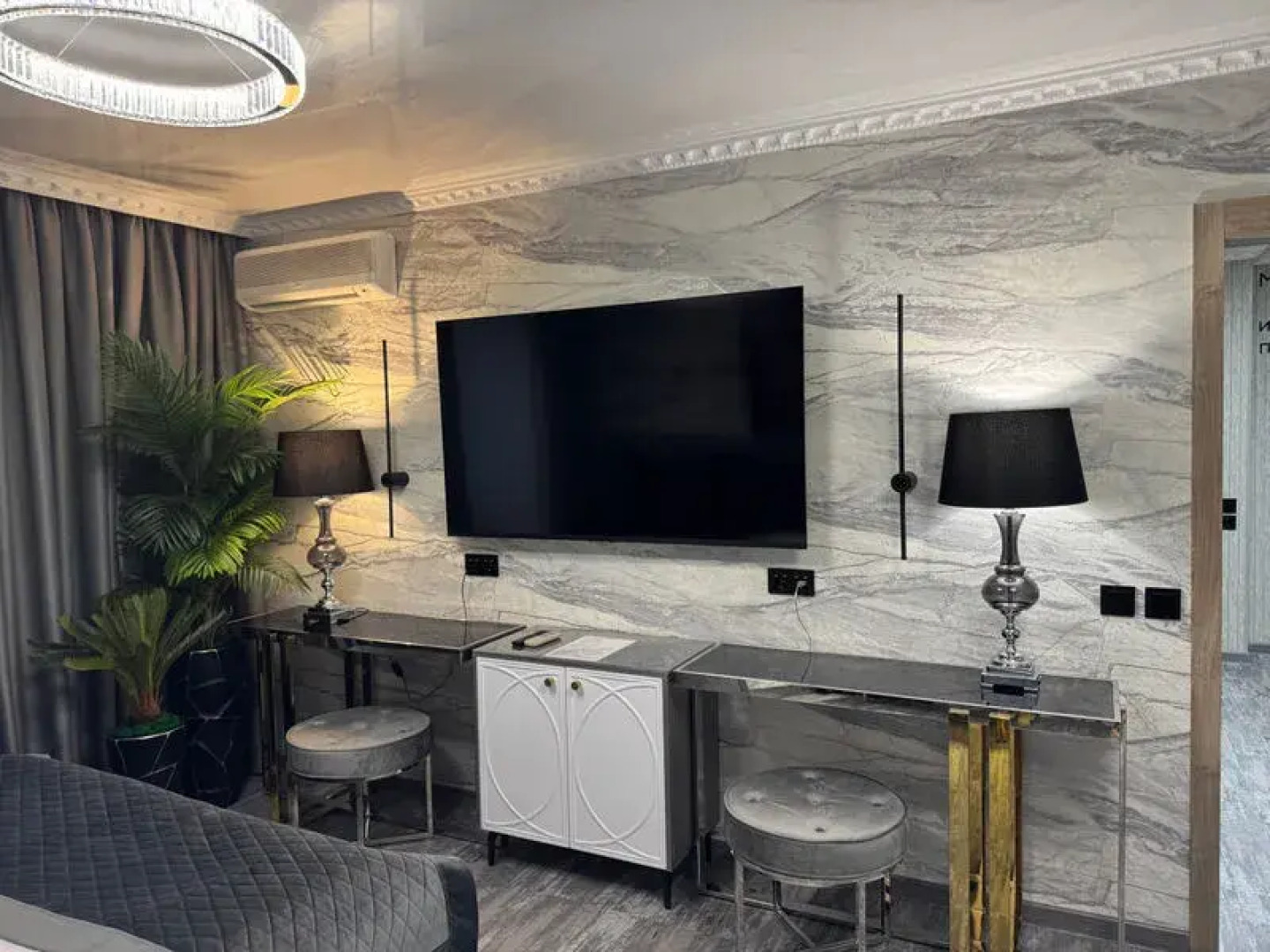 Апартаменты на проспекте Ленина,19