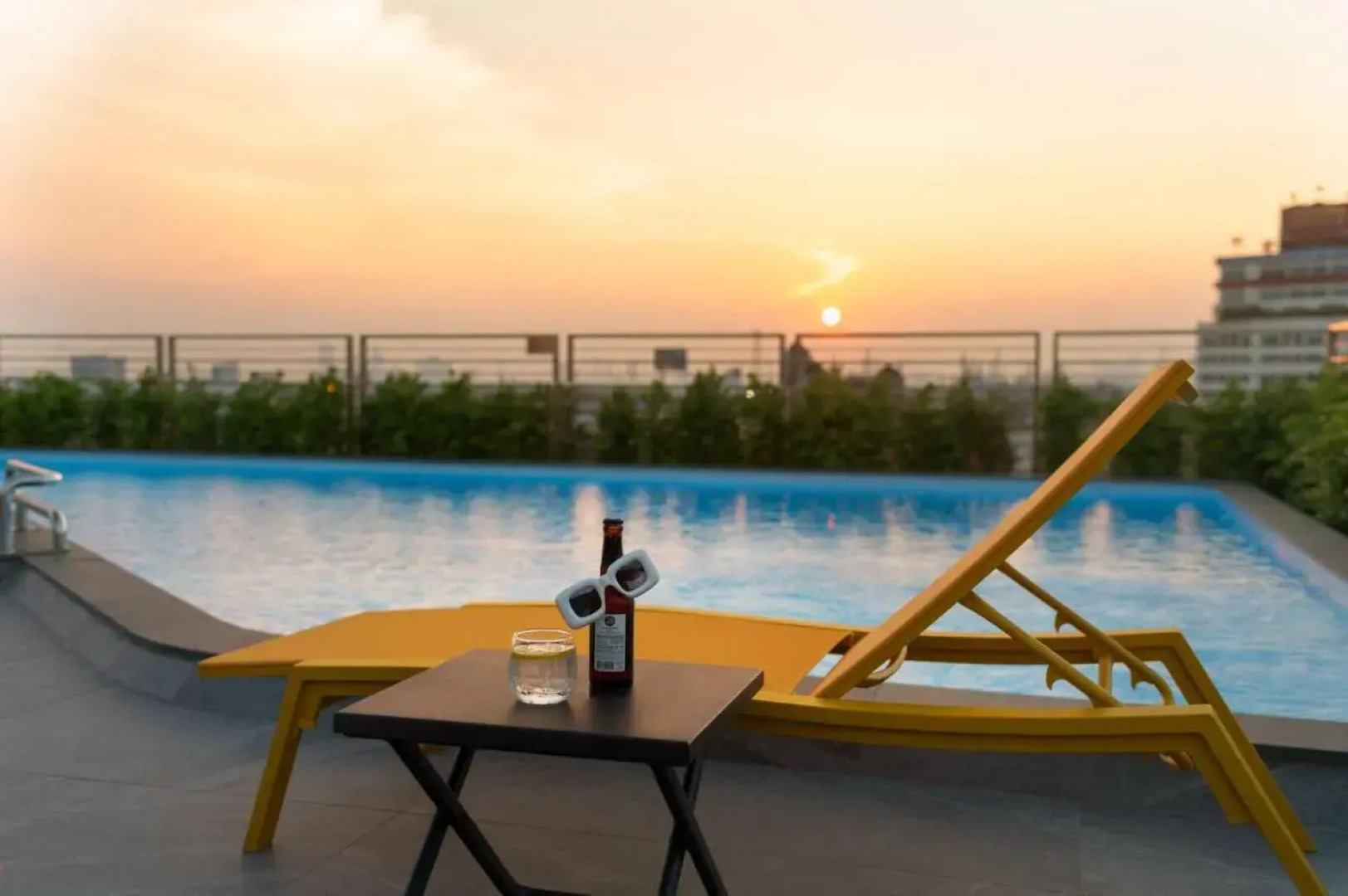 Lumen Bangkok Udomsuk Station