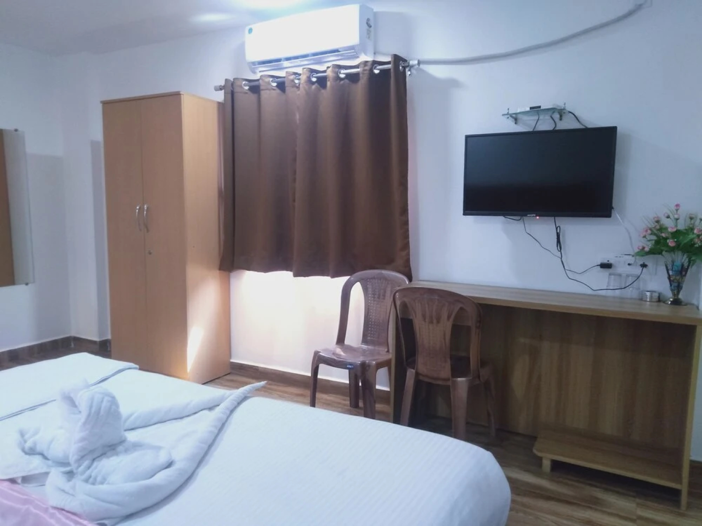 Hotel Karna Residency