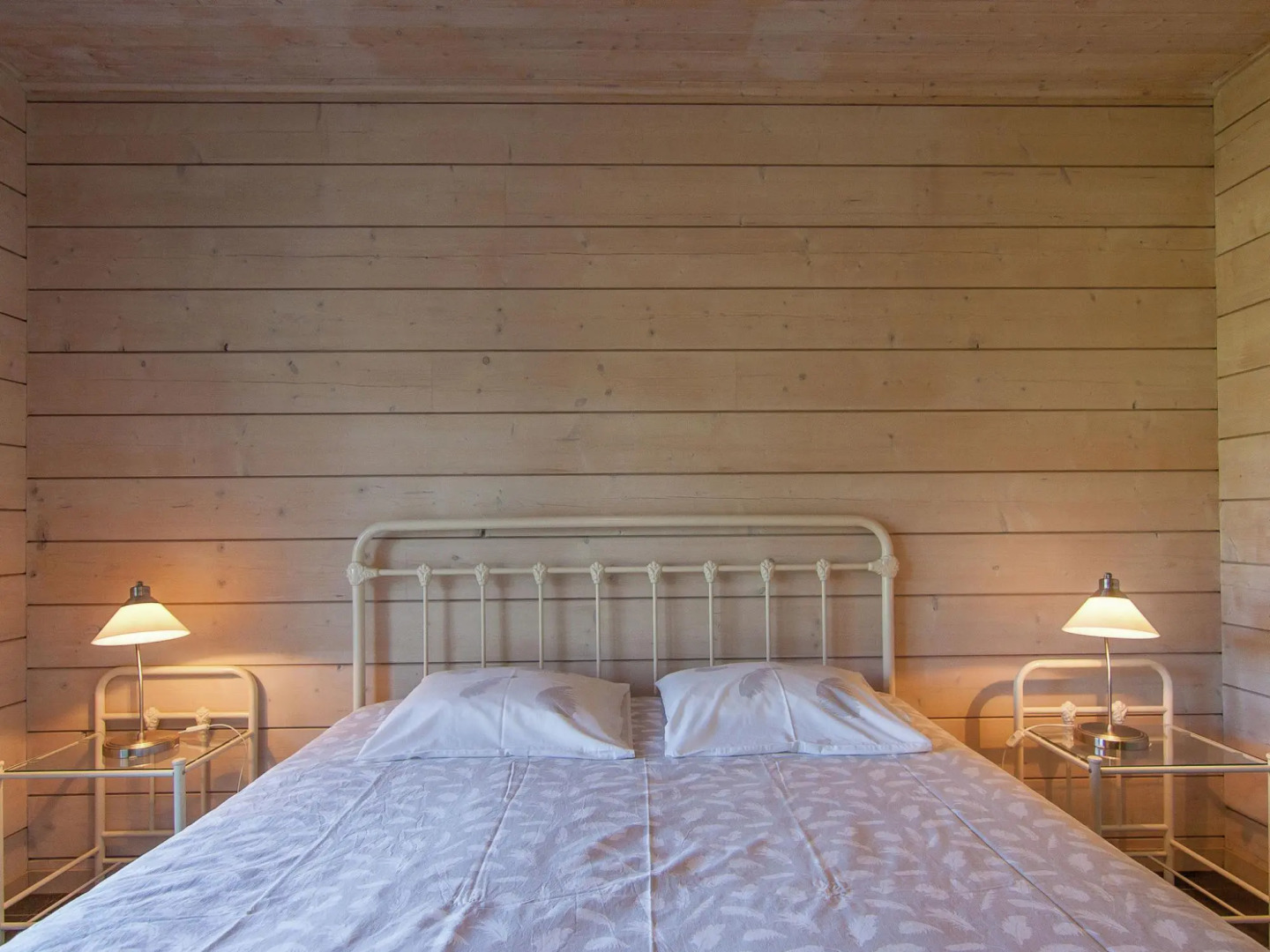 Holiday Home in Oradour sur Vayres with Private Terrace