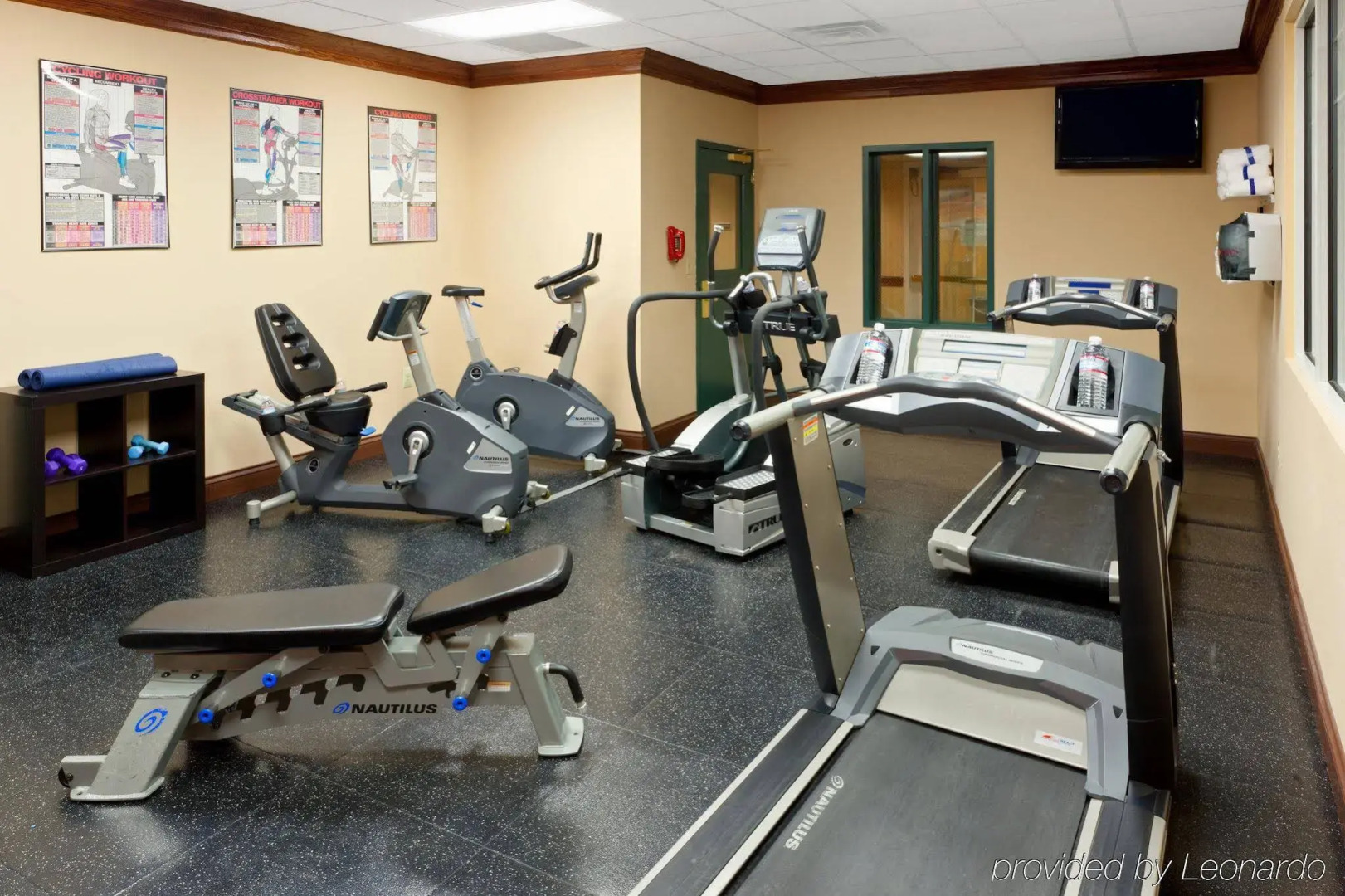 Hampton Inn & Suites Newark Airport Elizabeth