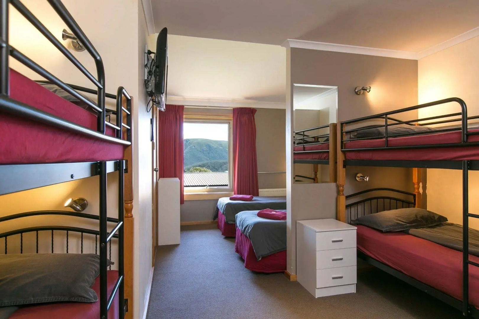 Cooroona Alpine Lodge