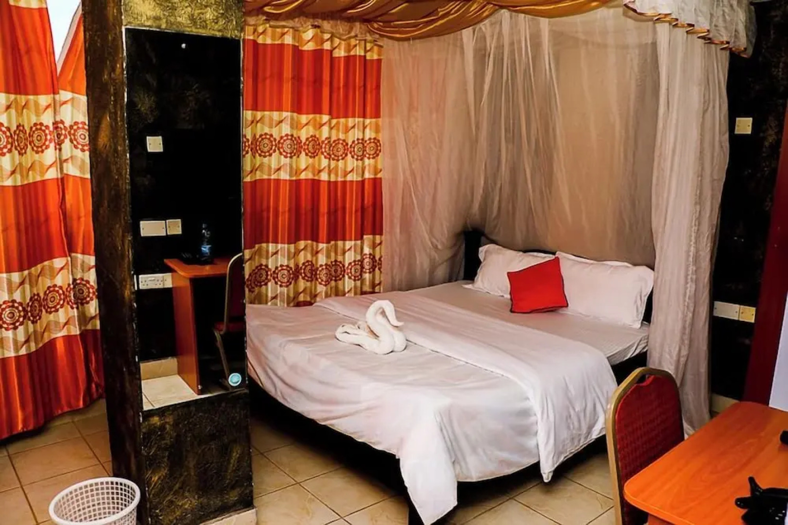 County Comfort Hotel