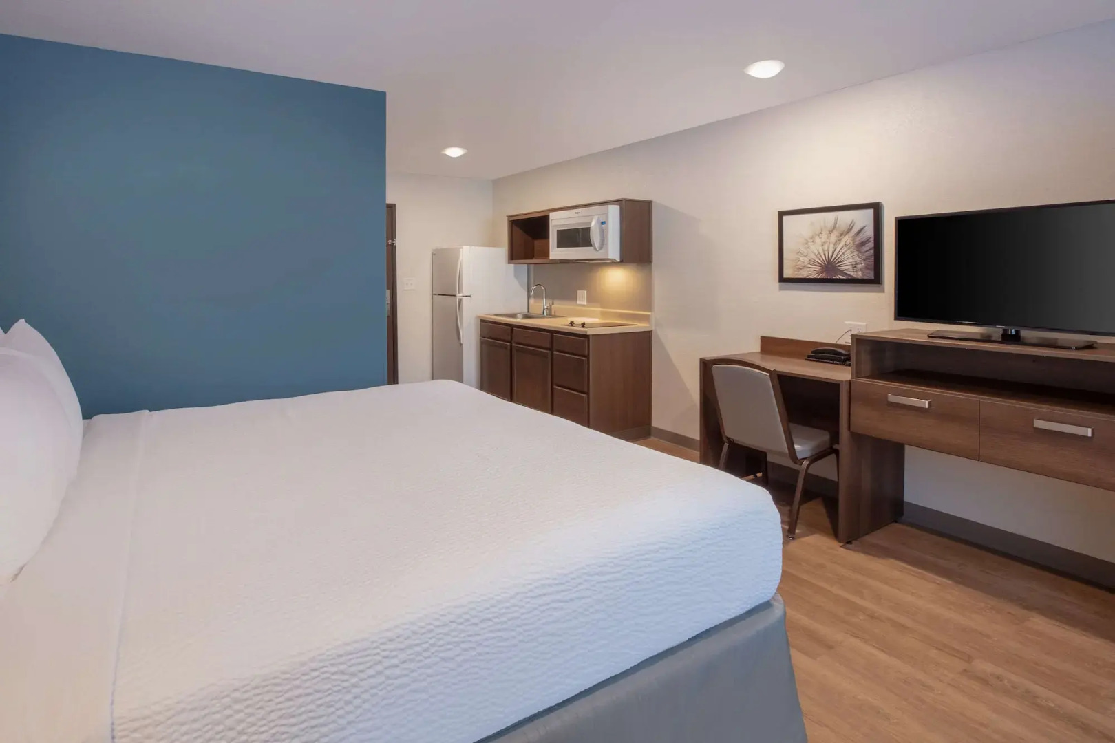WoodSpring Suites Washington DC East Arena Drive